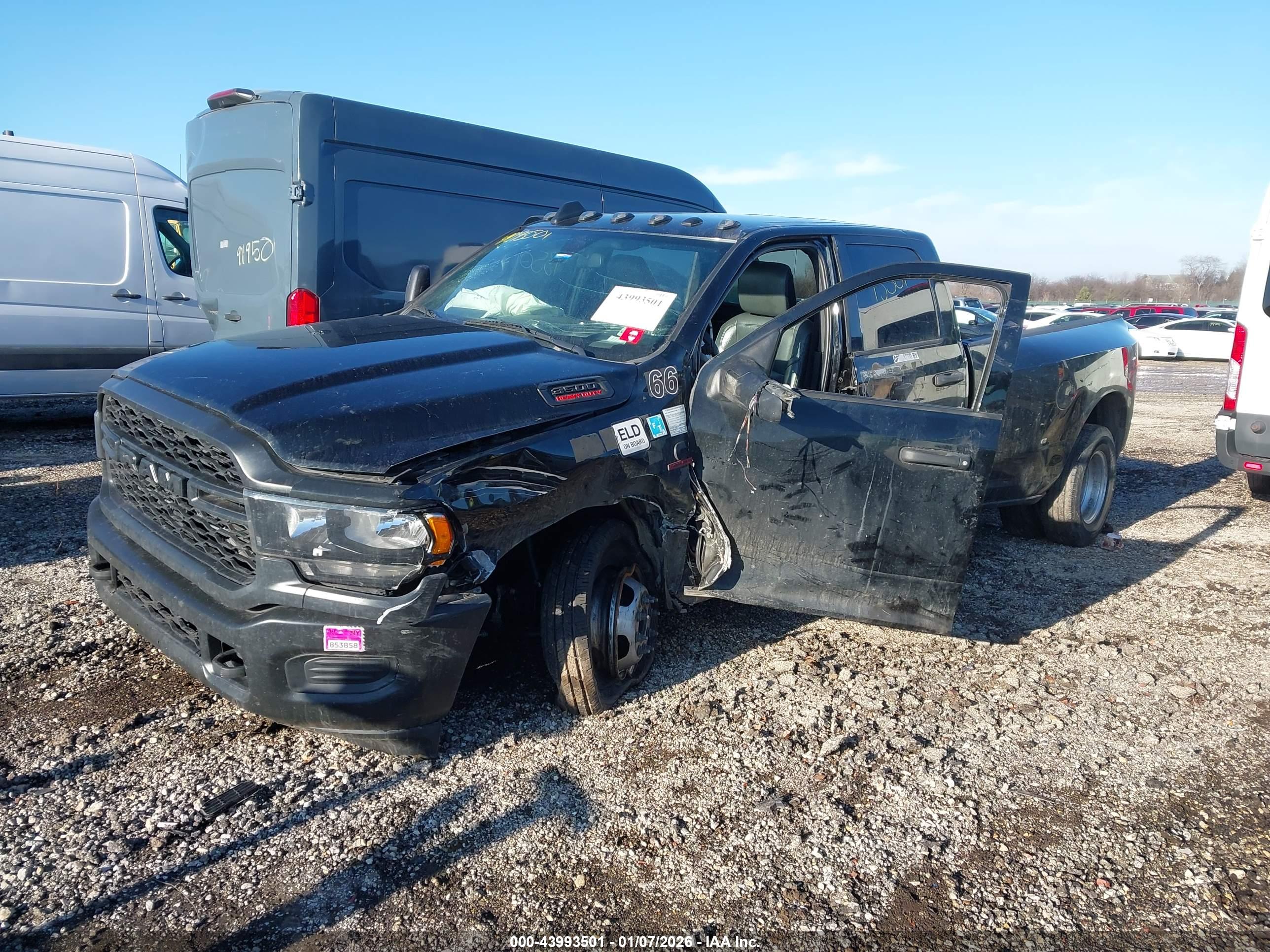 RAM 3500 image 2