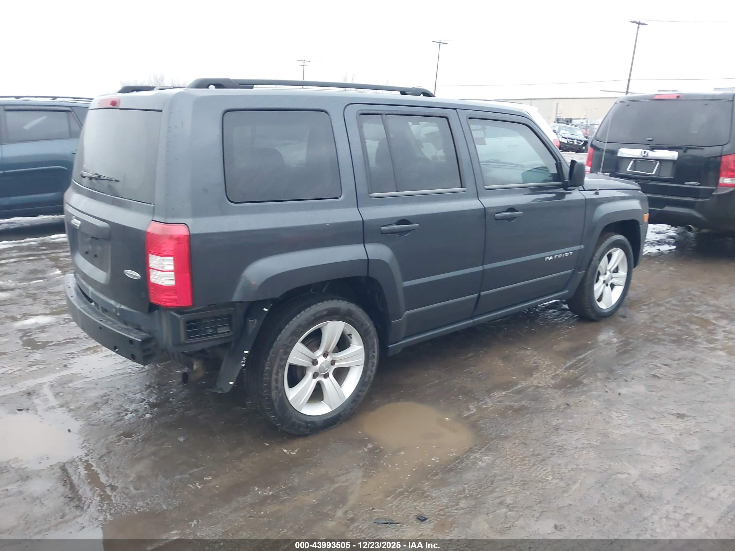 JEEP PATRIOT image 4