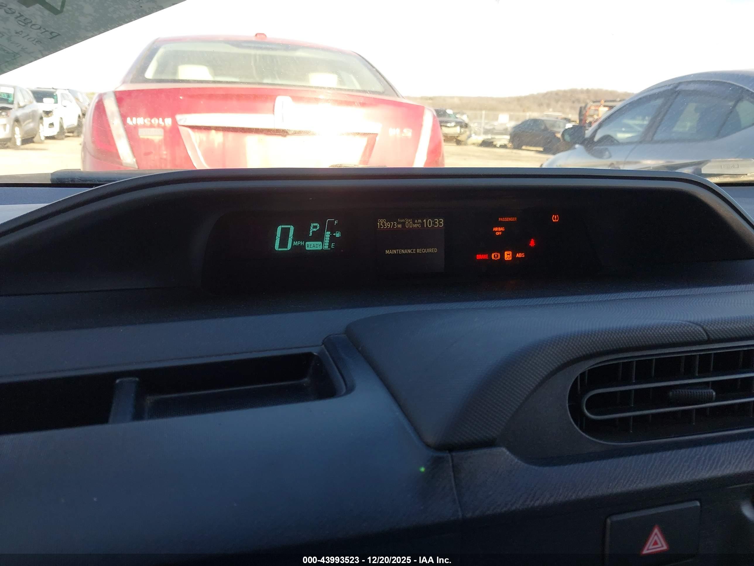 TOYOTA PRIUS image 7