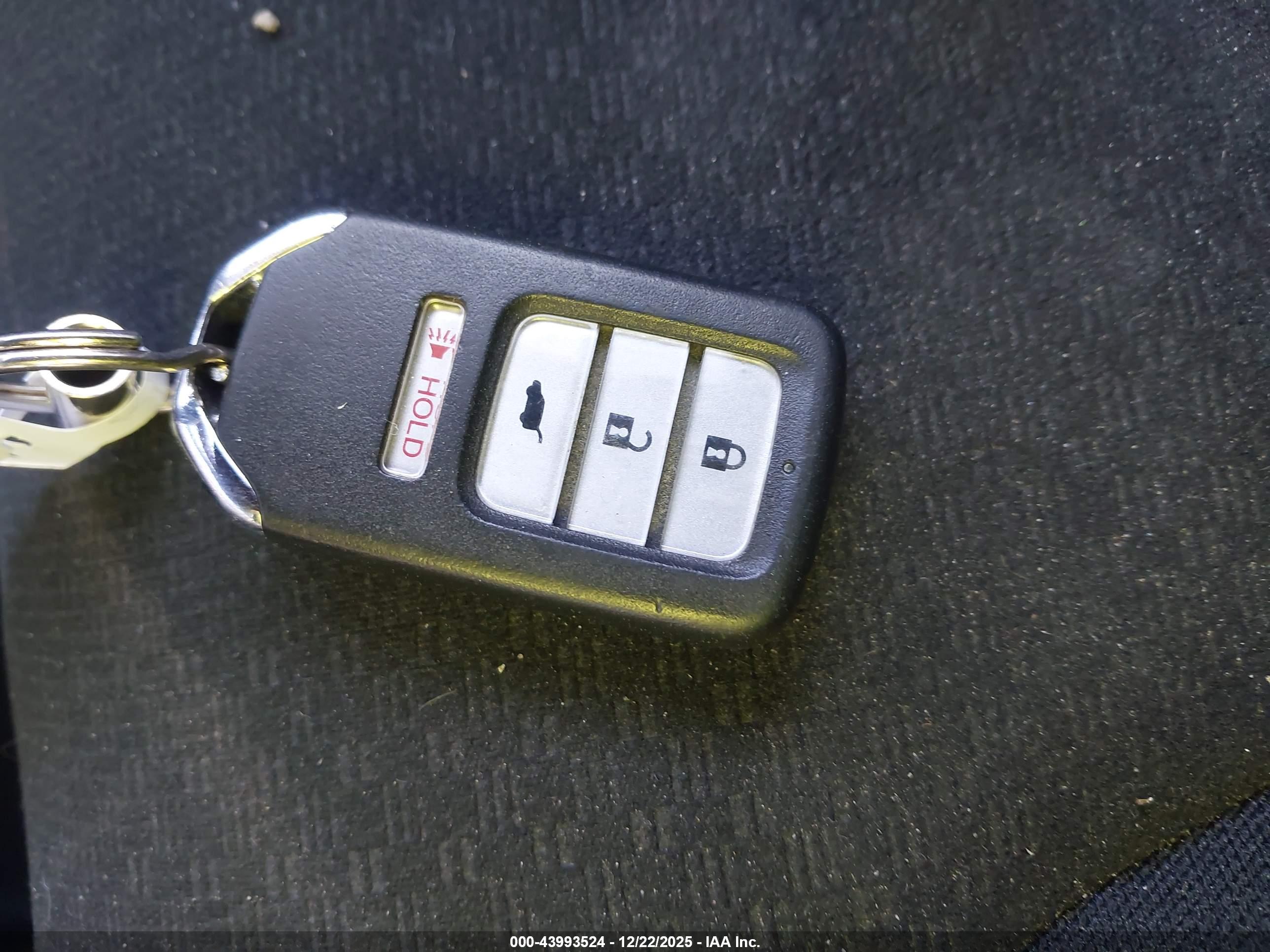 HONDA CR-V image 11