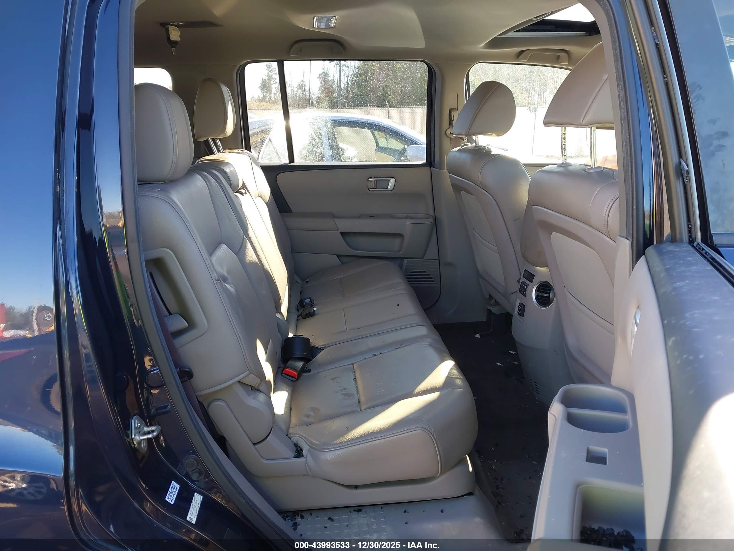 HONDA PILOT image 8