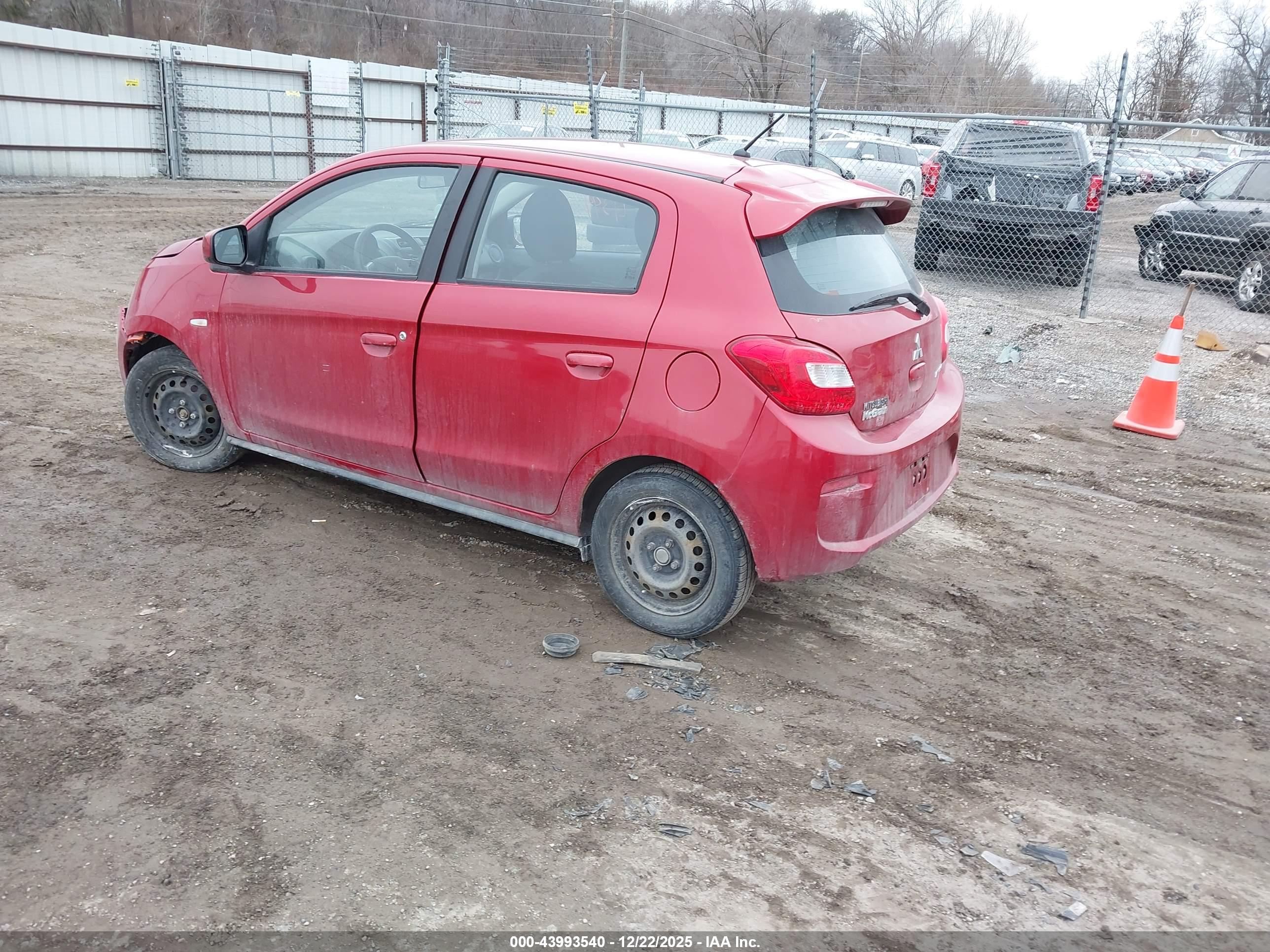 MITSUBISHI MIRAGE image 3
