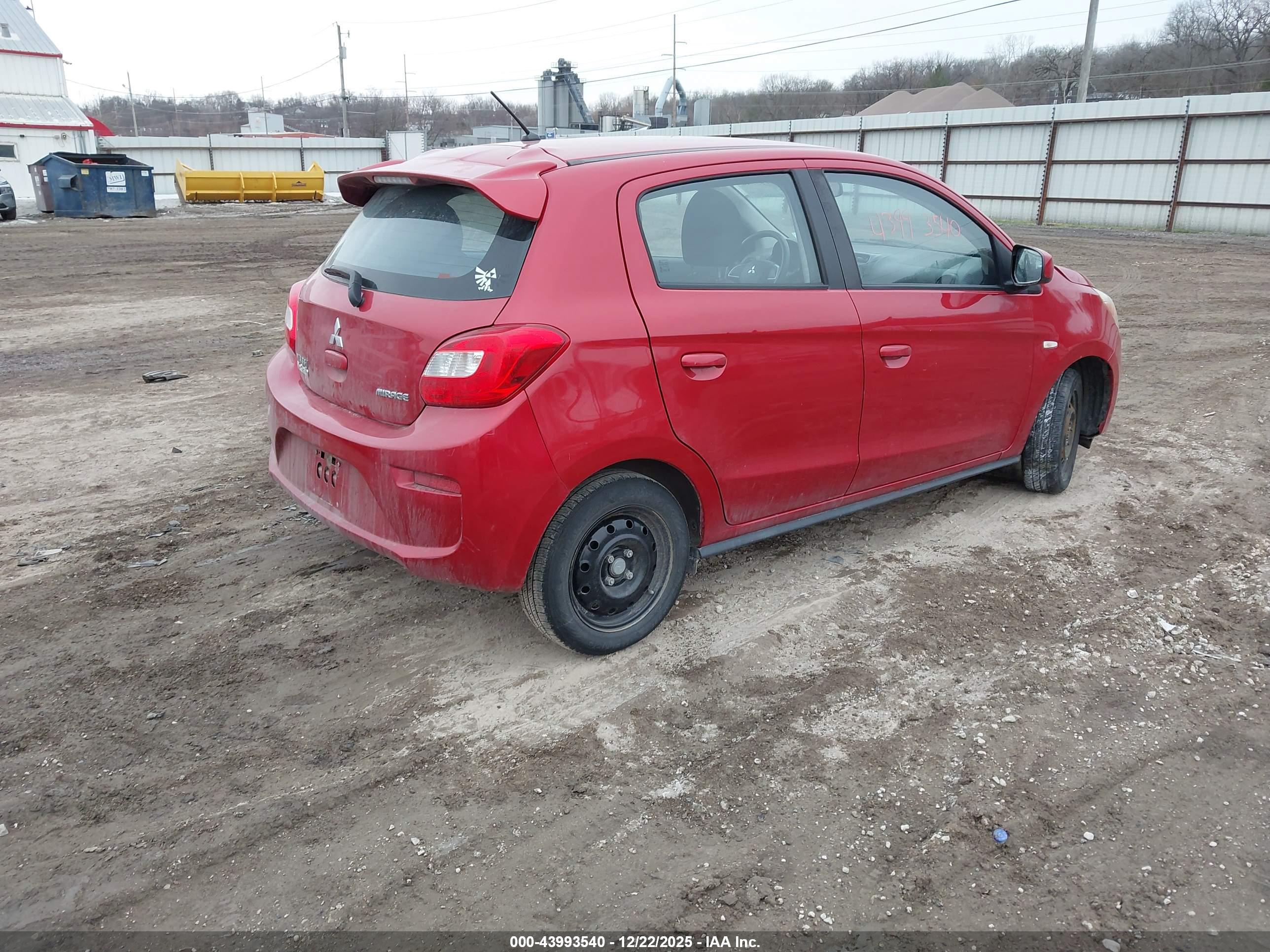 MITSUBISHI MIRAGE image 4