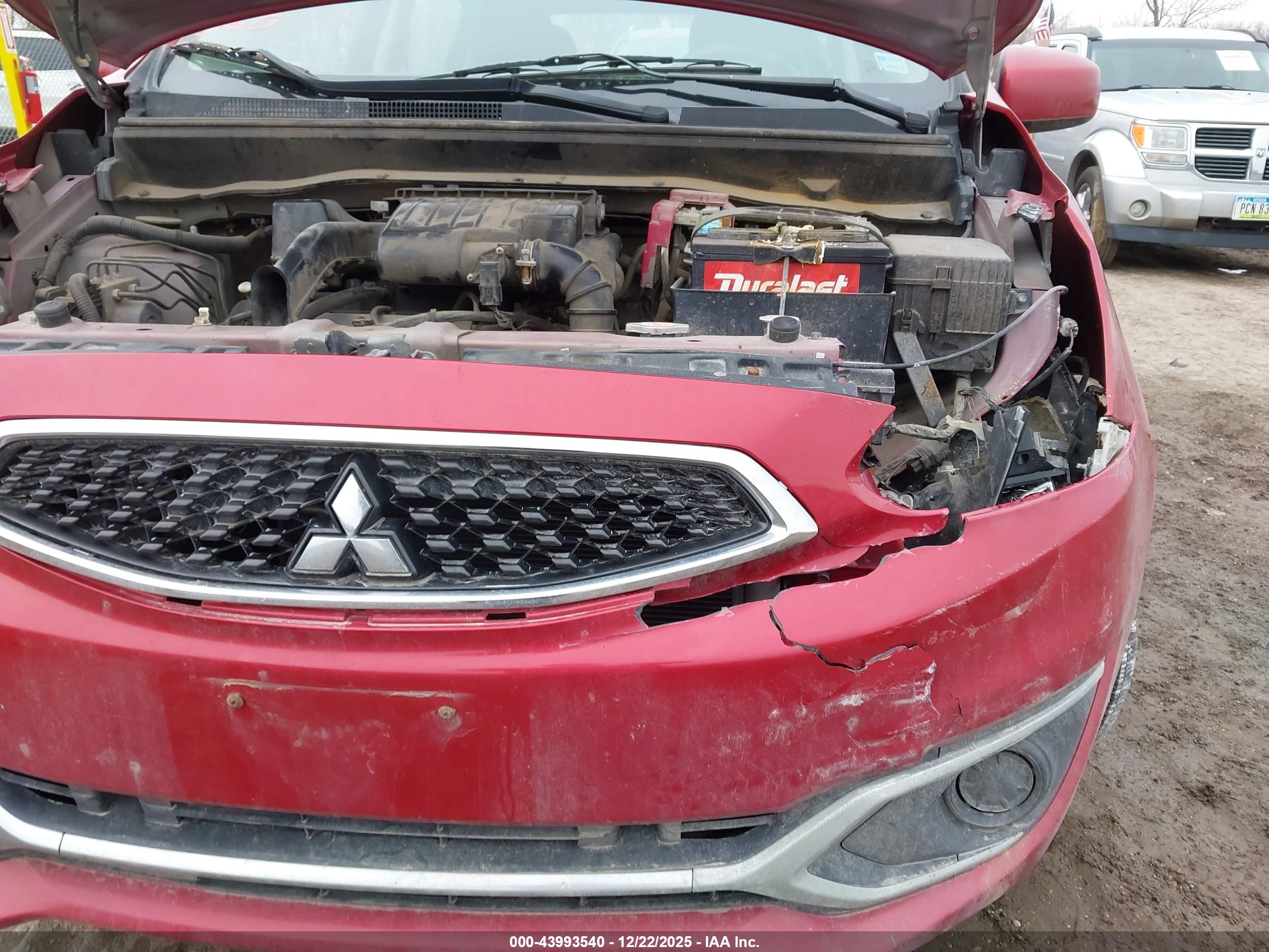 MITSUBISHI MIRAGE image 6