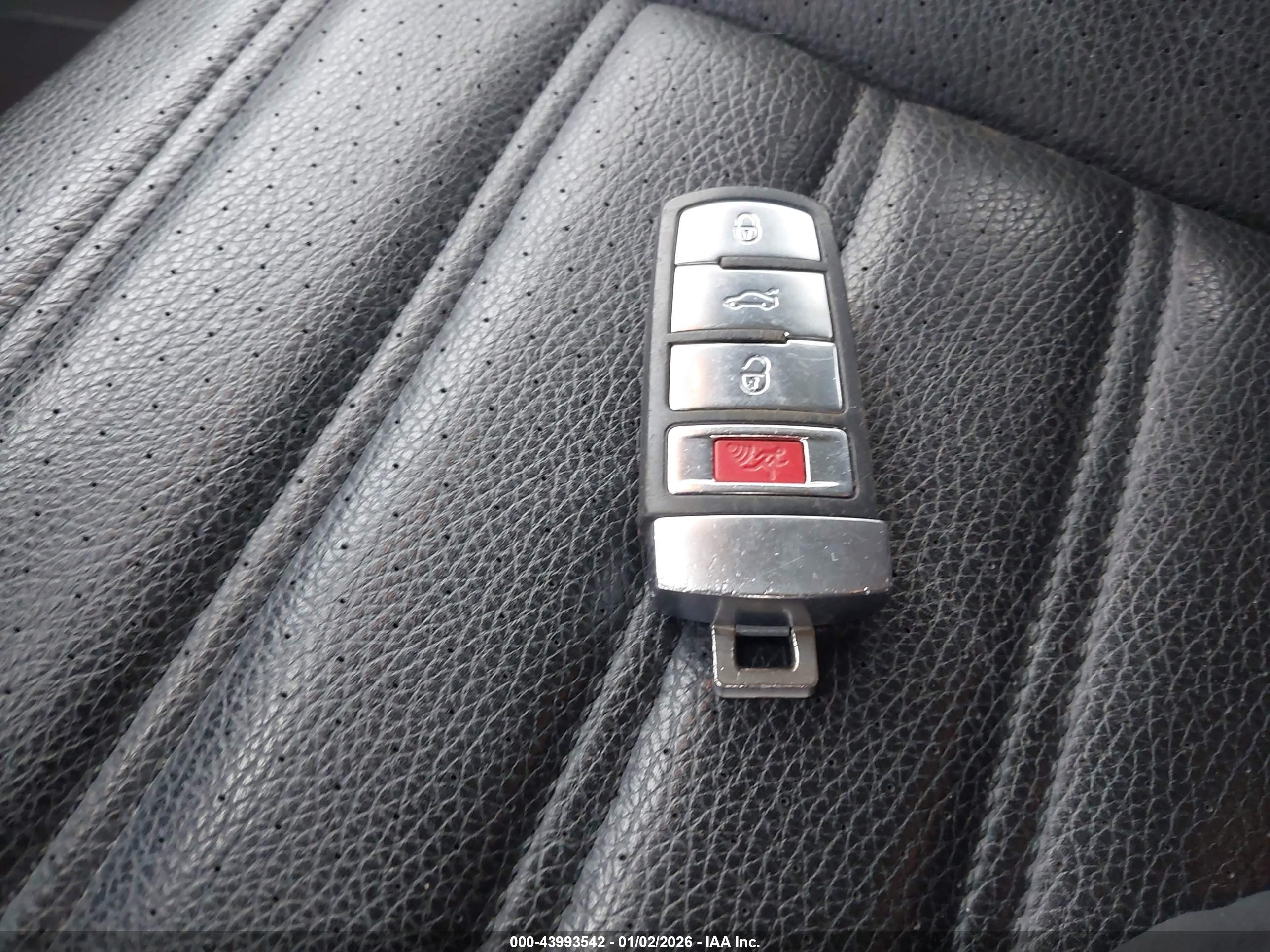 VOLKSWAGEN CC image 11