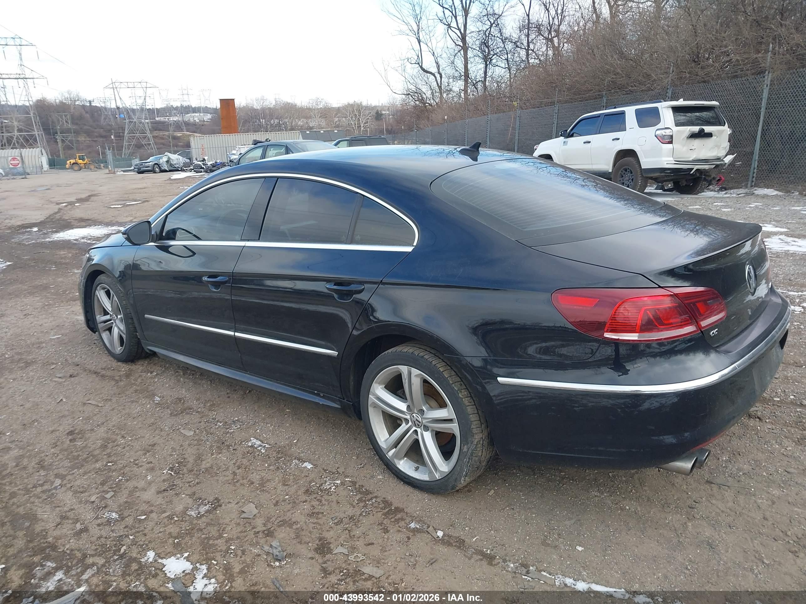 VOLKSWAGEN CC image 3