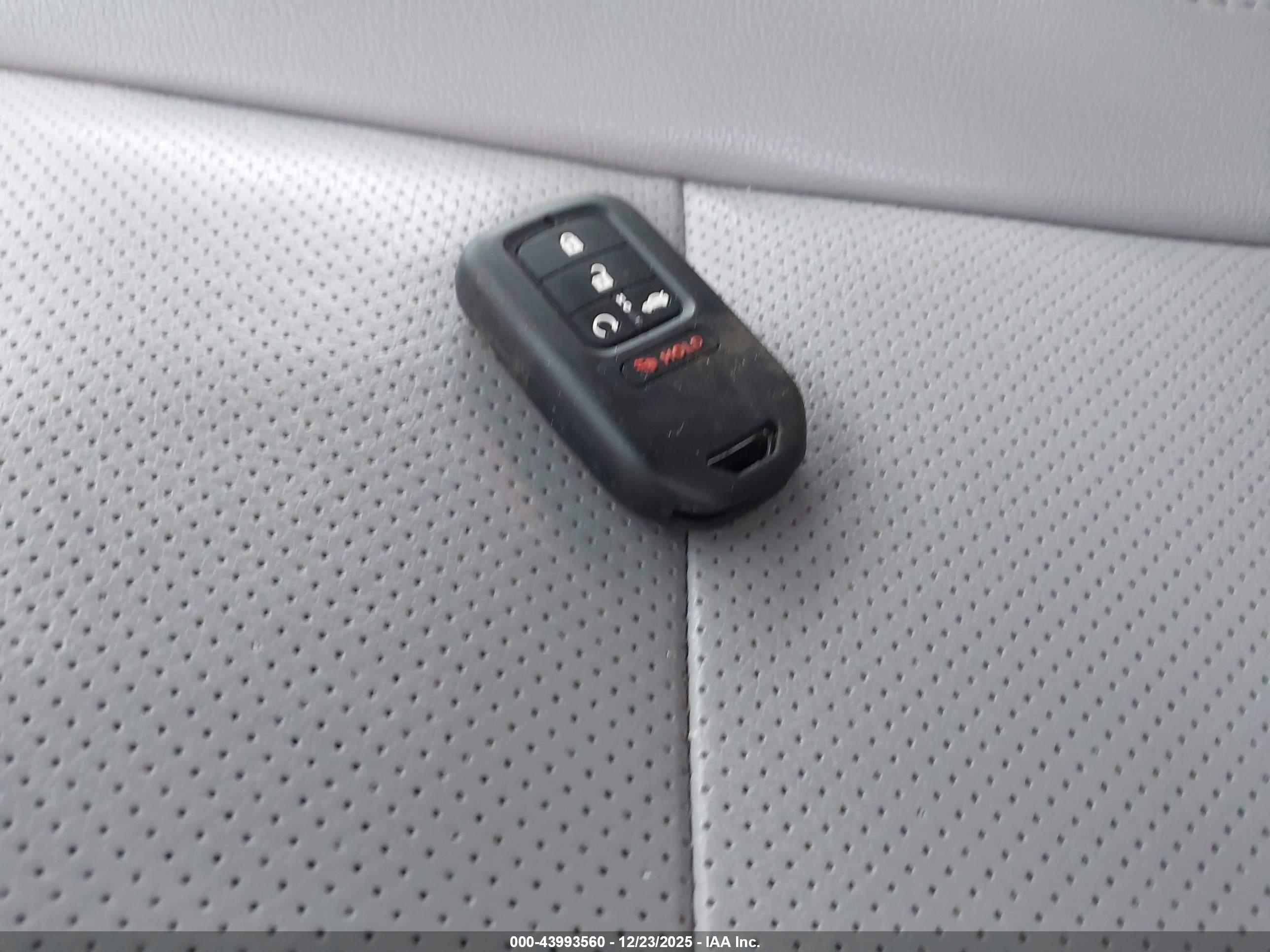 HONDA PILOT image 11
