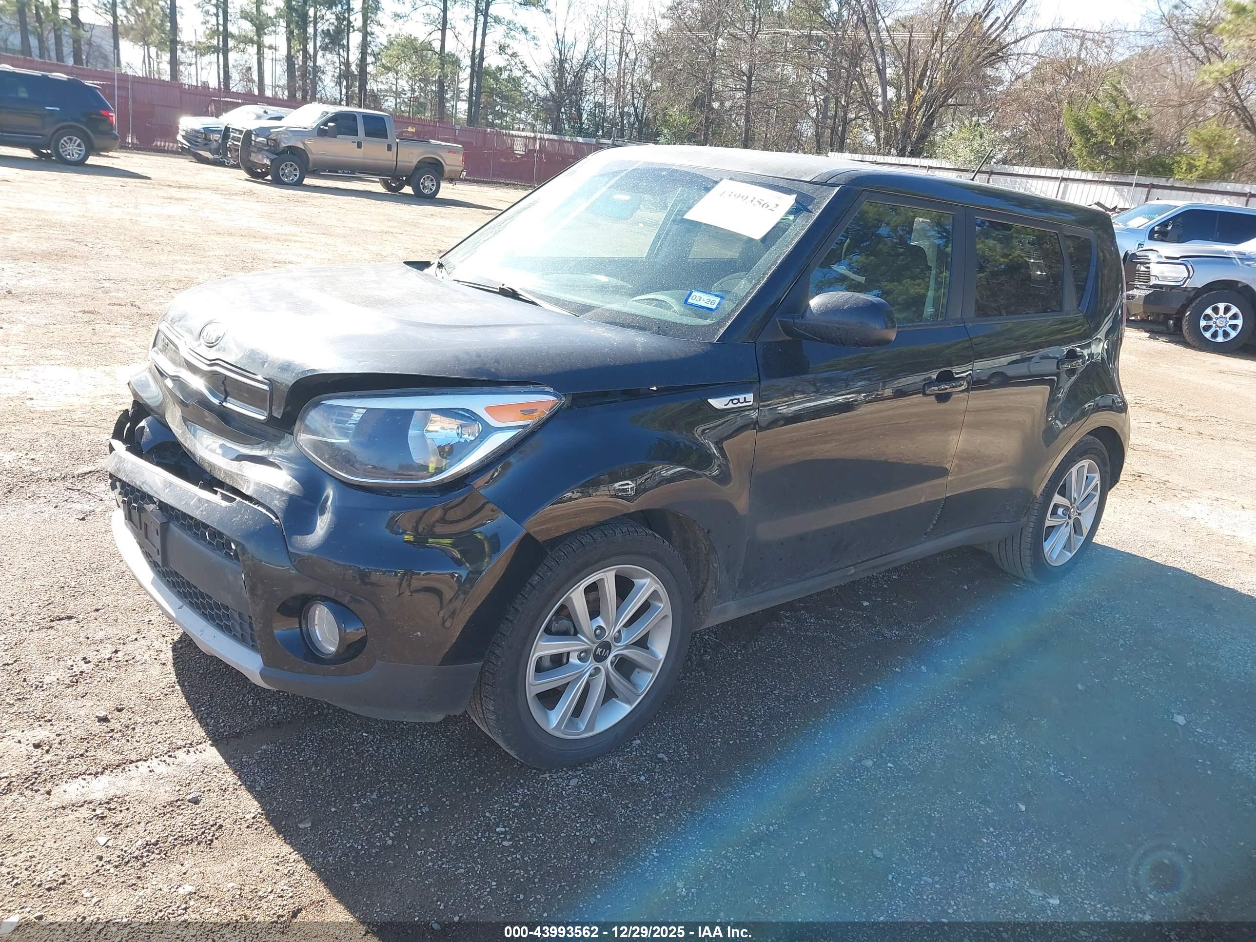 KIA SOUL image 2