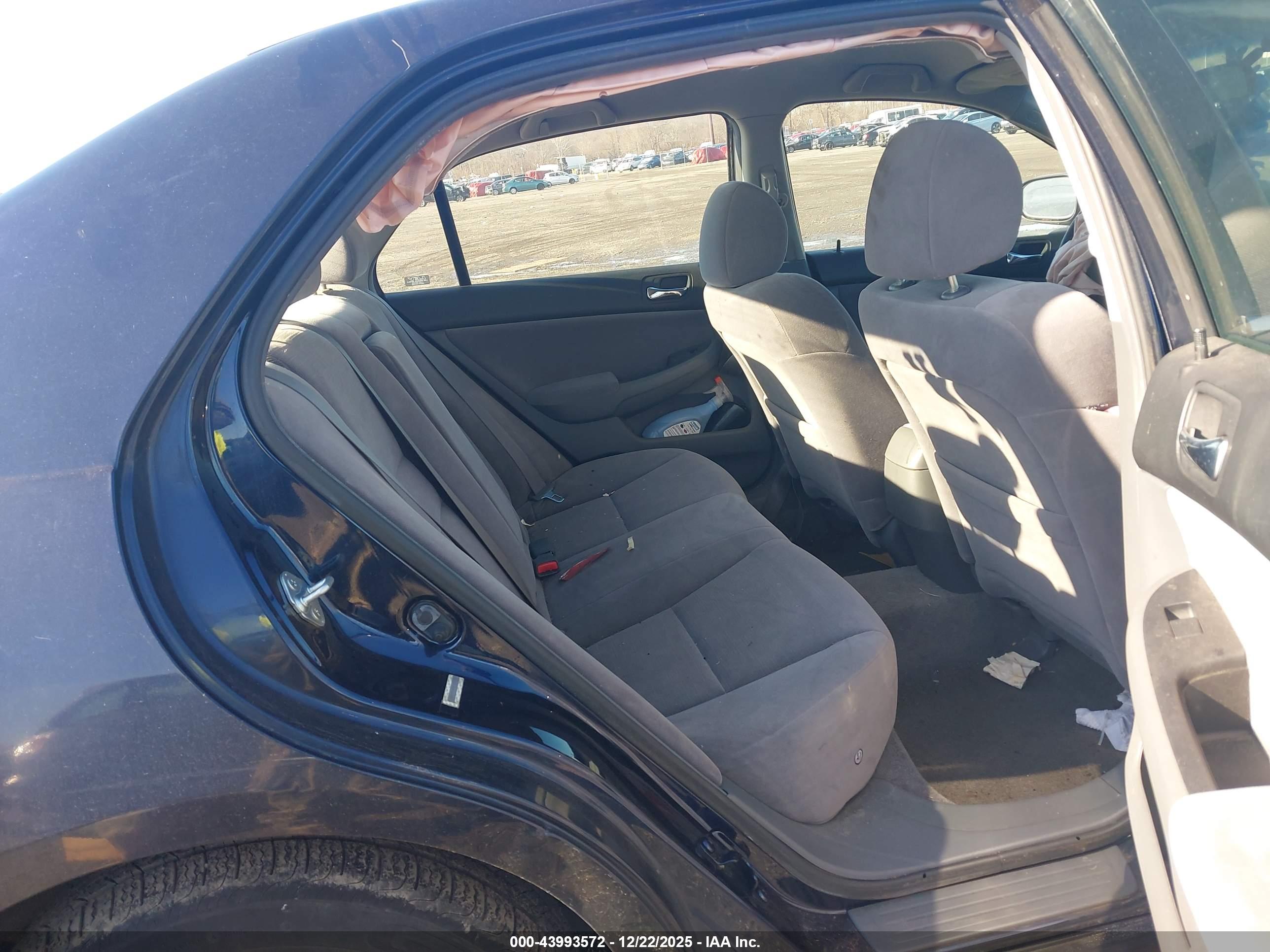 HONDA ACCORD image 8