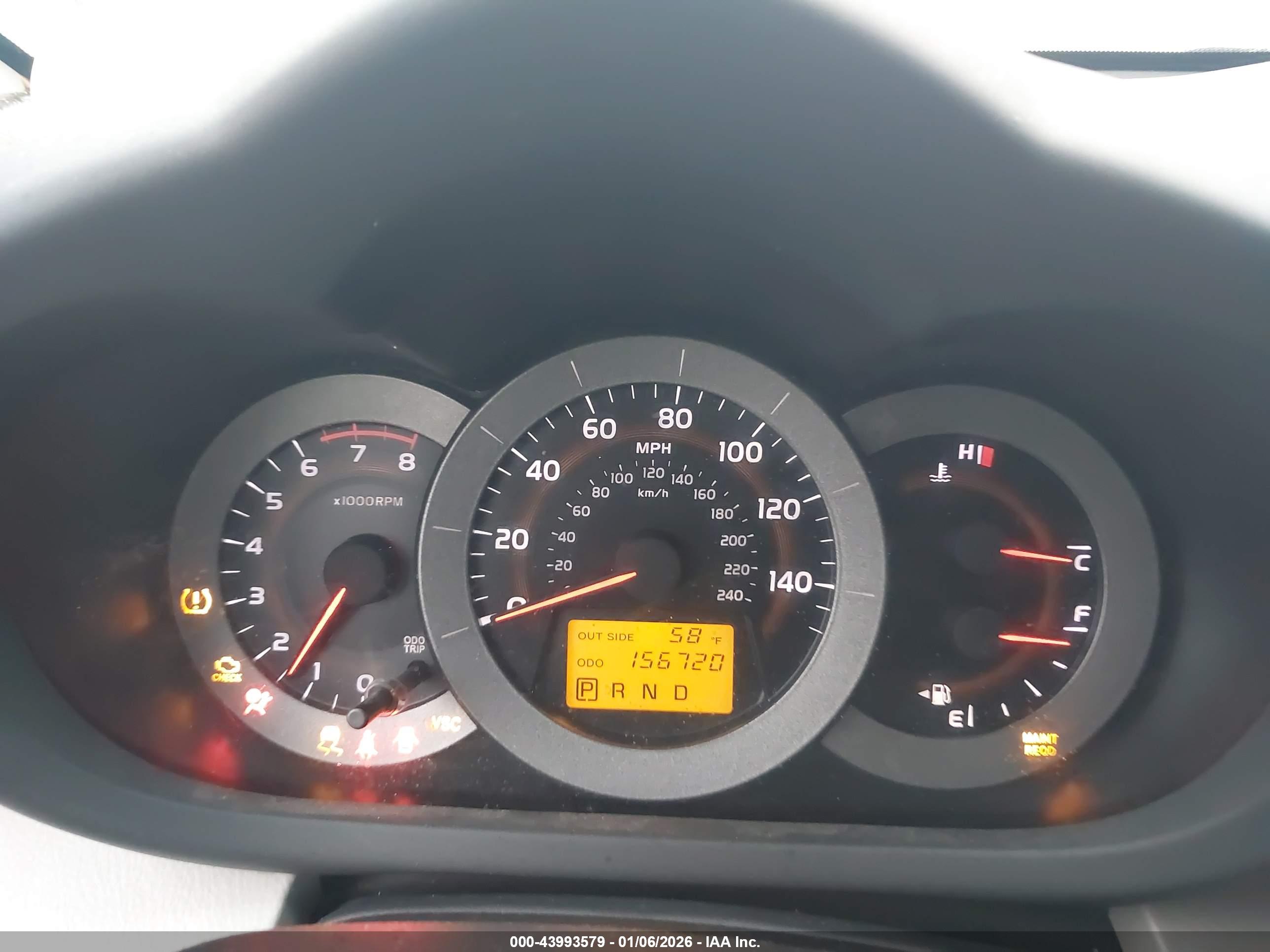 TOYOTA RAV4 image 7