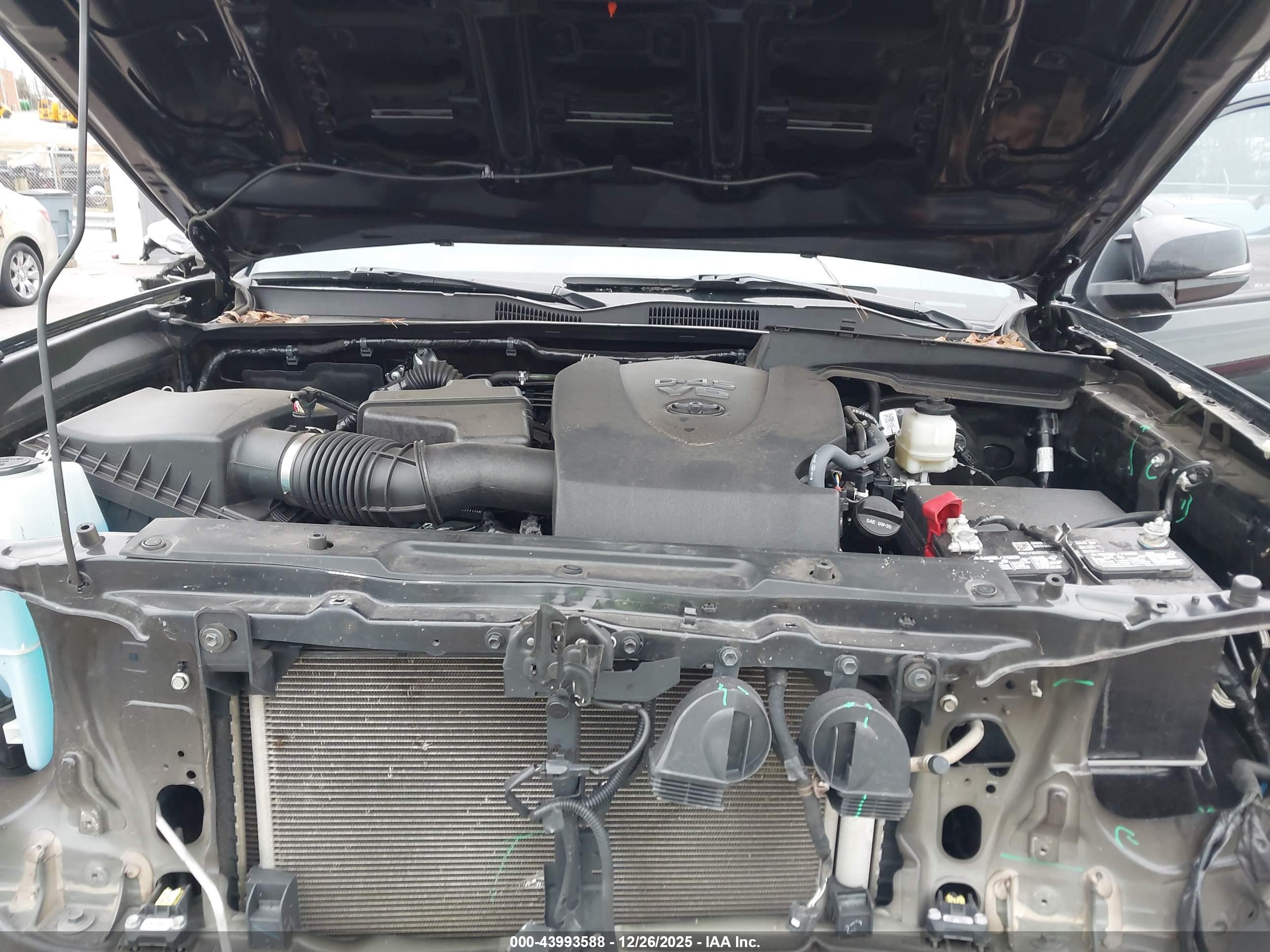TOYOTA TACOMA image 10
