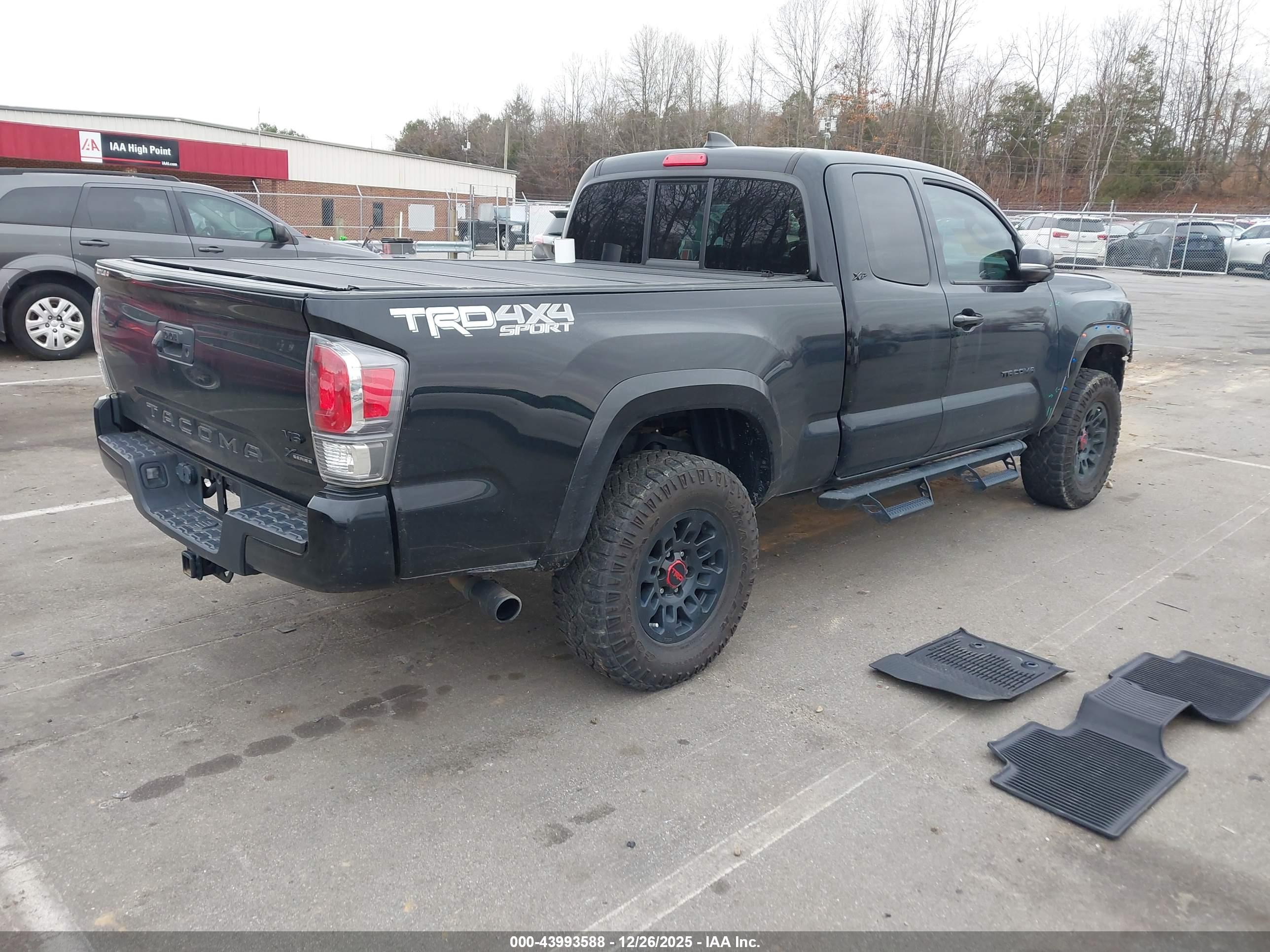 TOYOTA TACOMA image 4