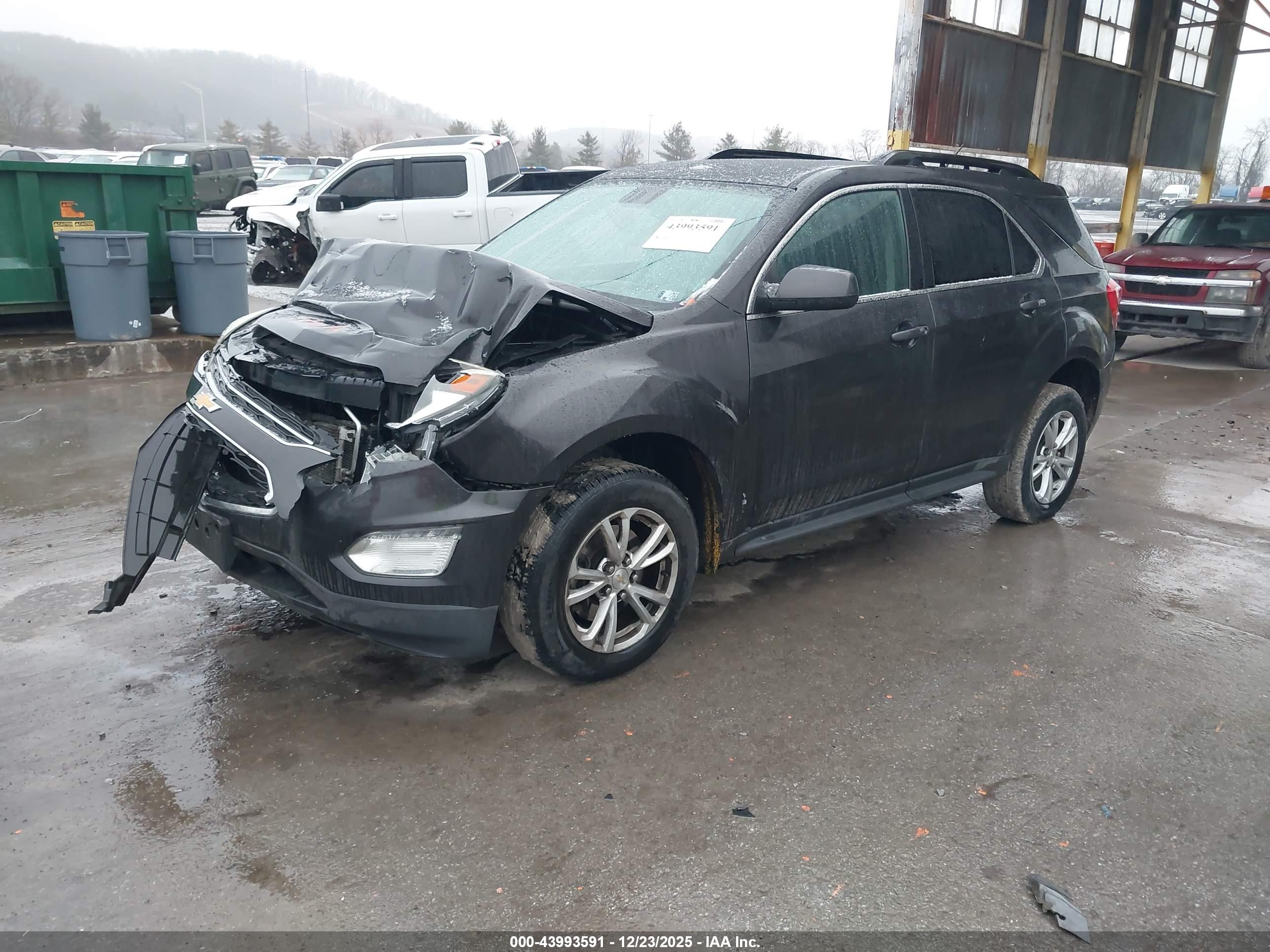 CHEVROLET EQUINOX image 2