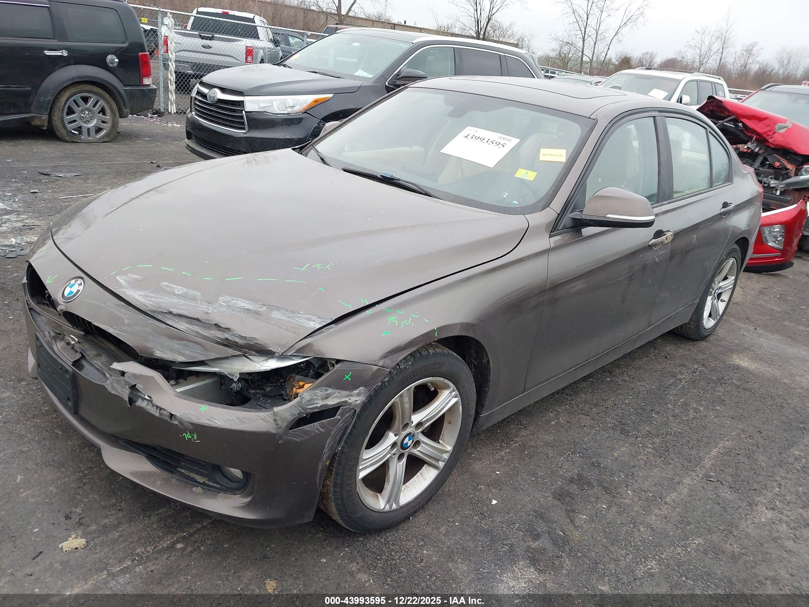 BMW 328I image 2