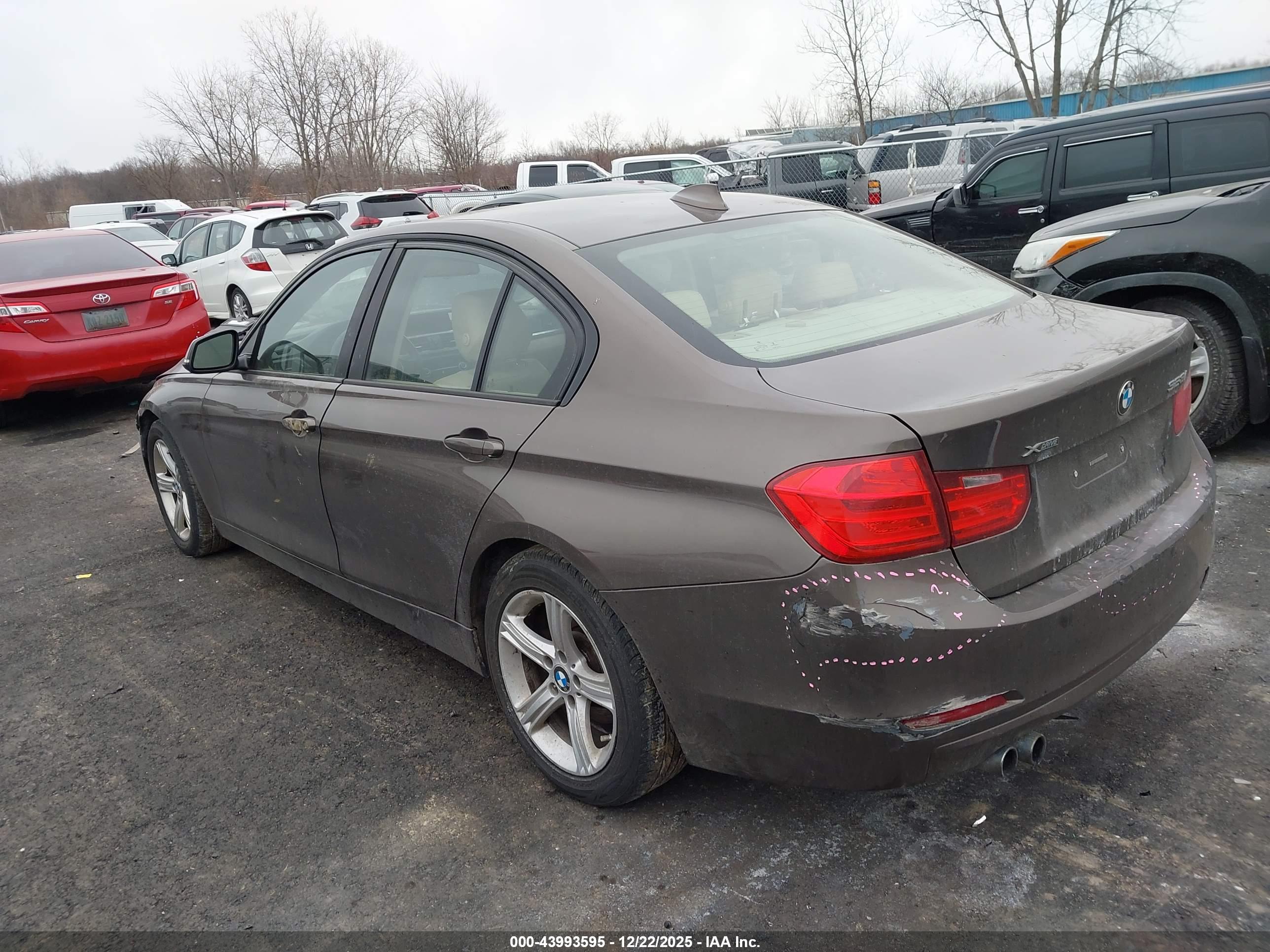 BMW 328I image 3