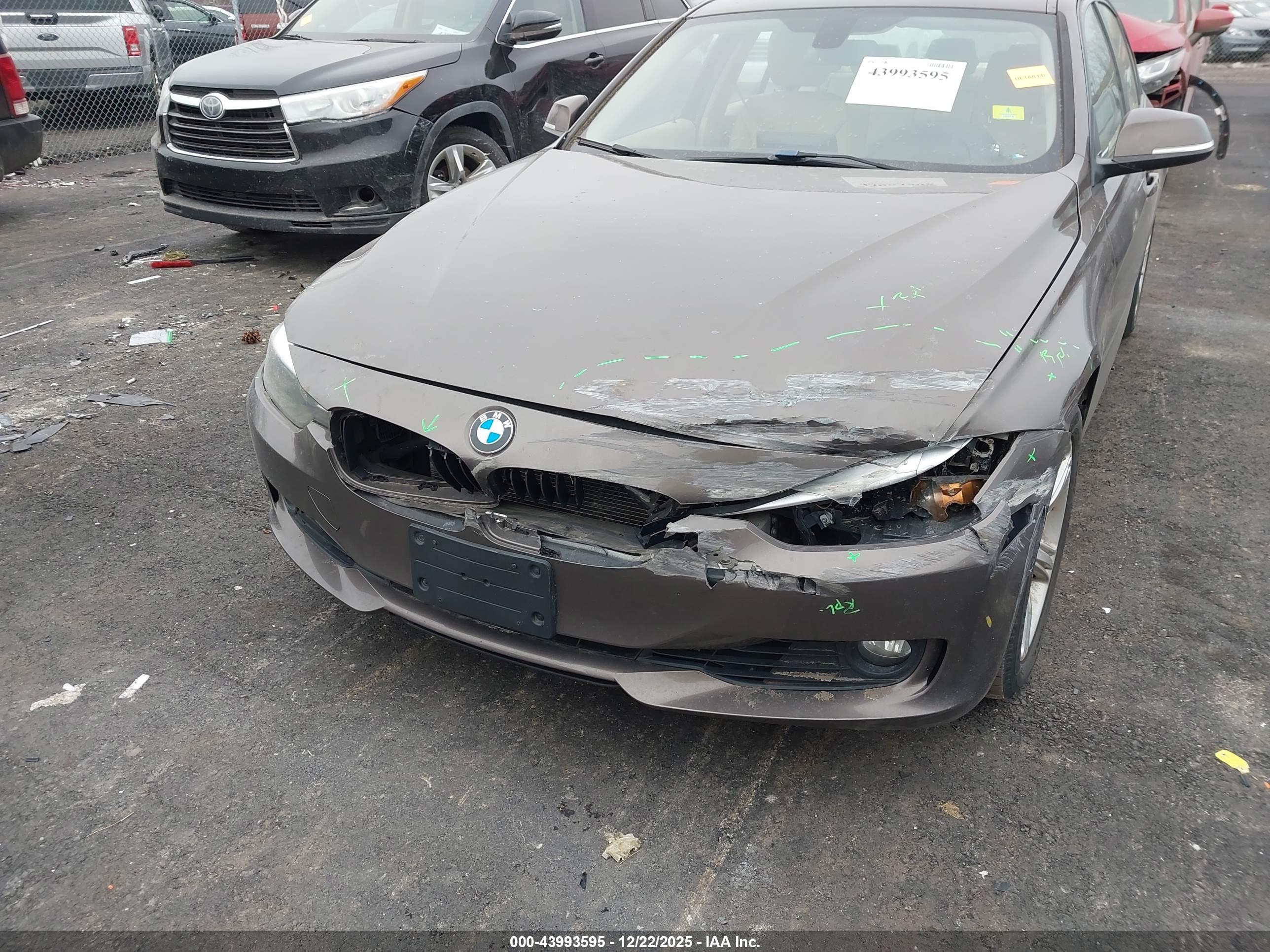 BMW 328I image 6