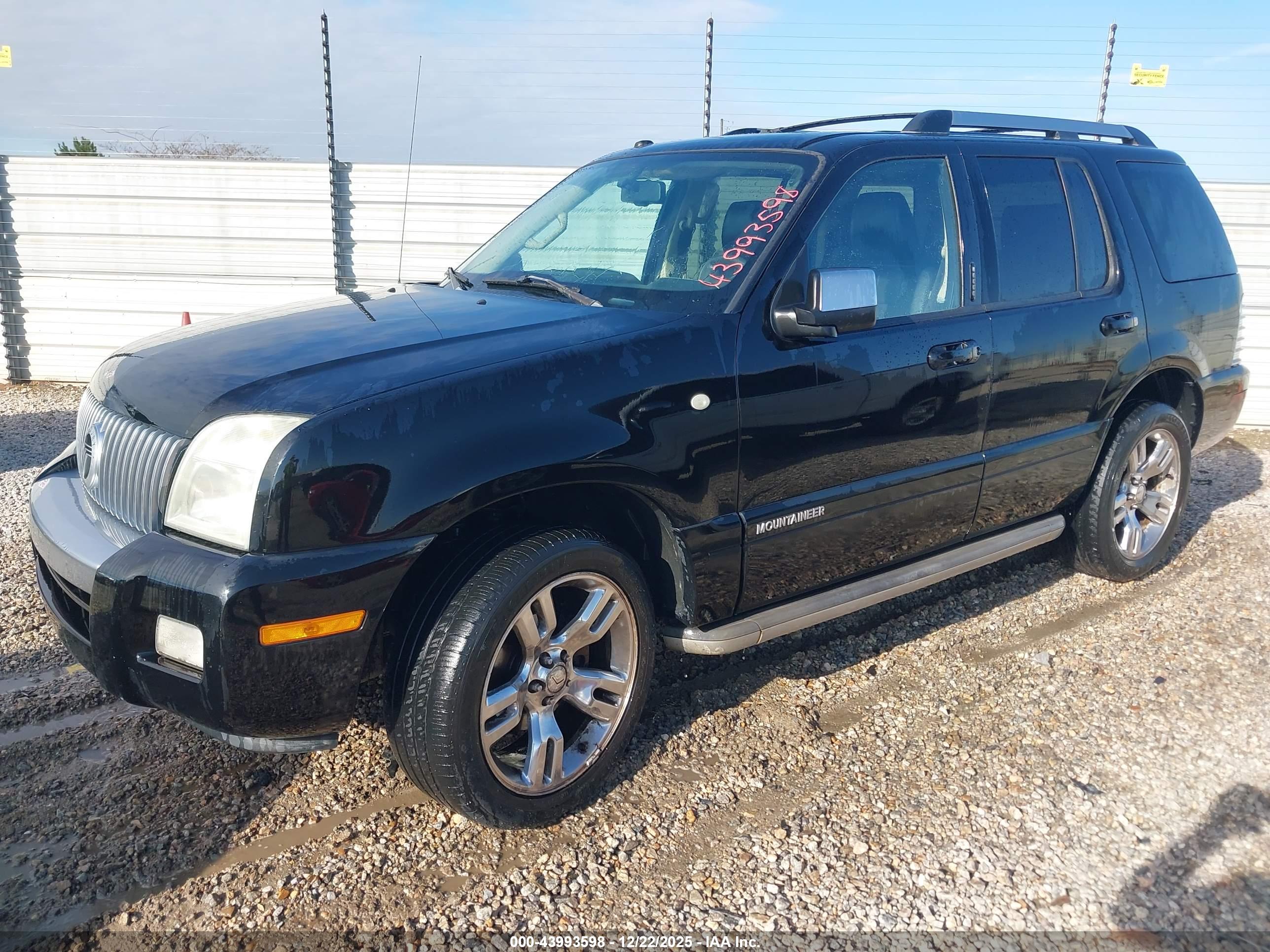 MERCURY MOUNTAINEER image 2