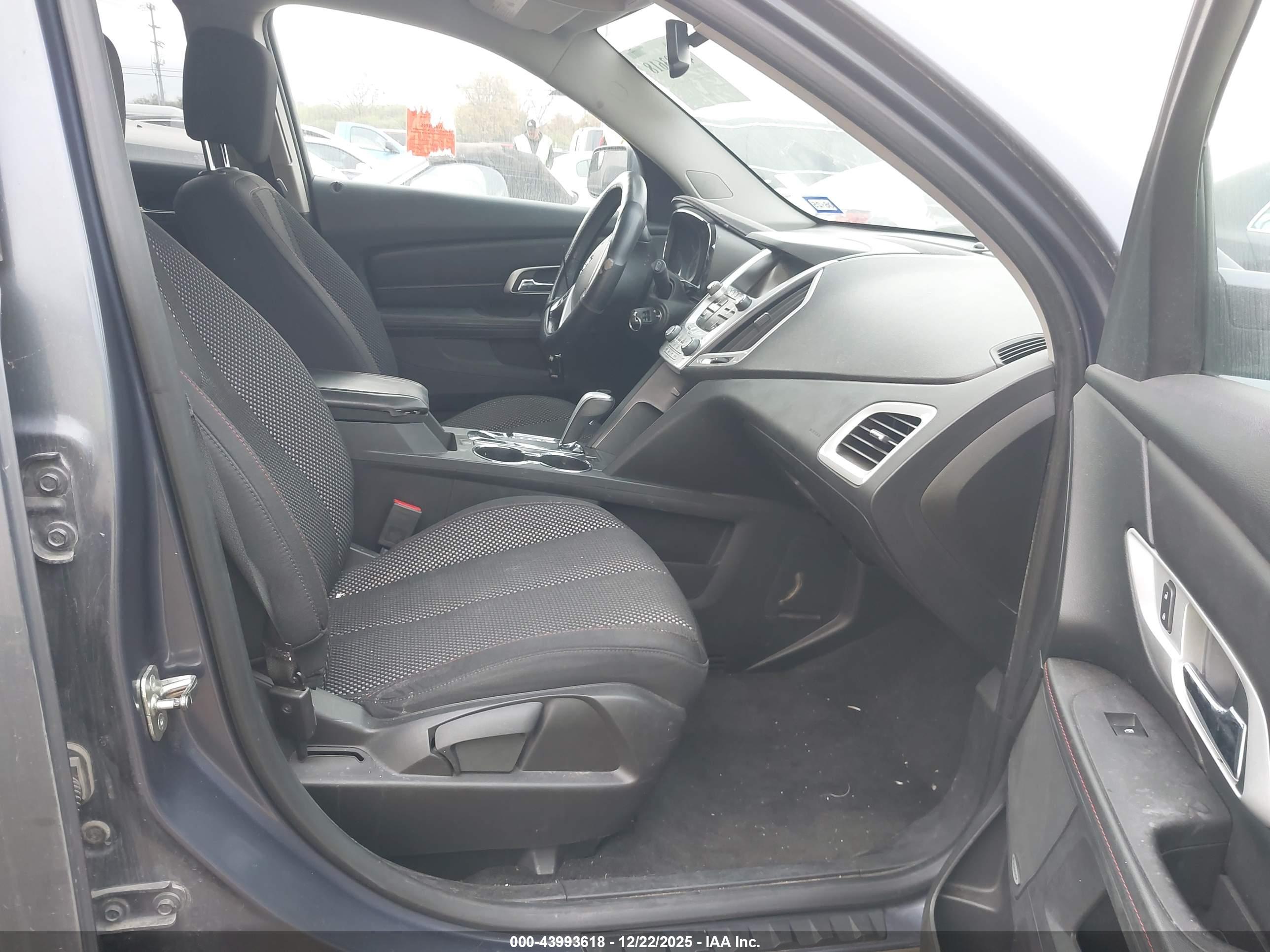 GMC TERRAIN image 5