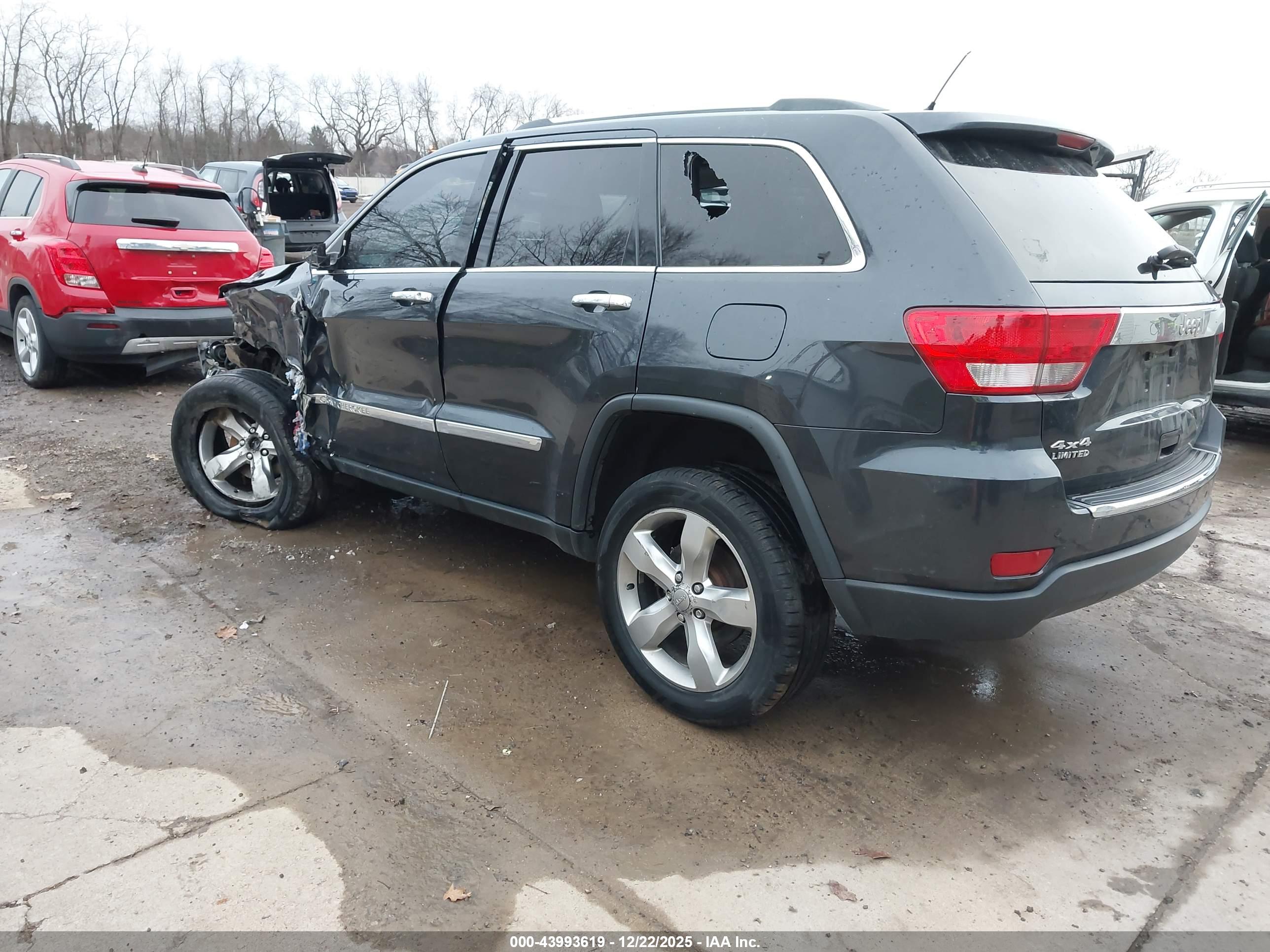 JEEP GRAND image 3