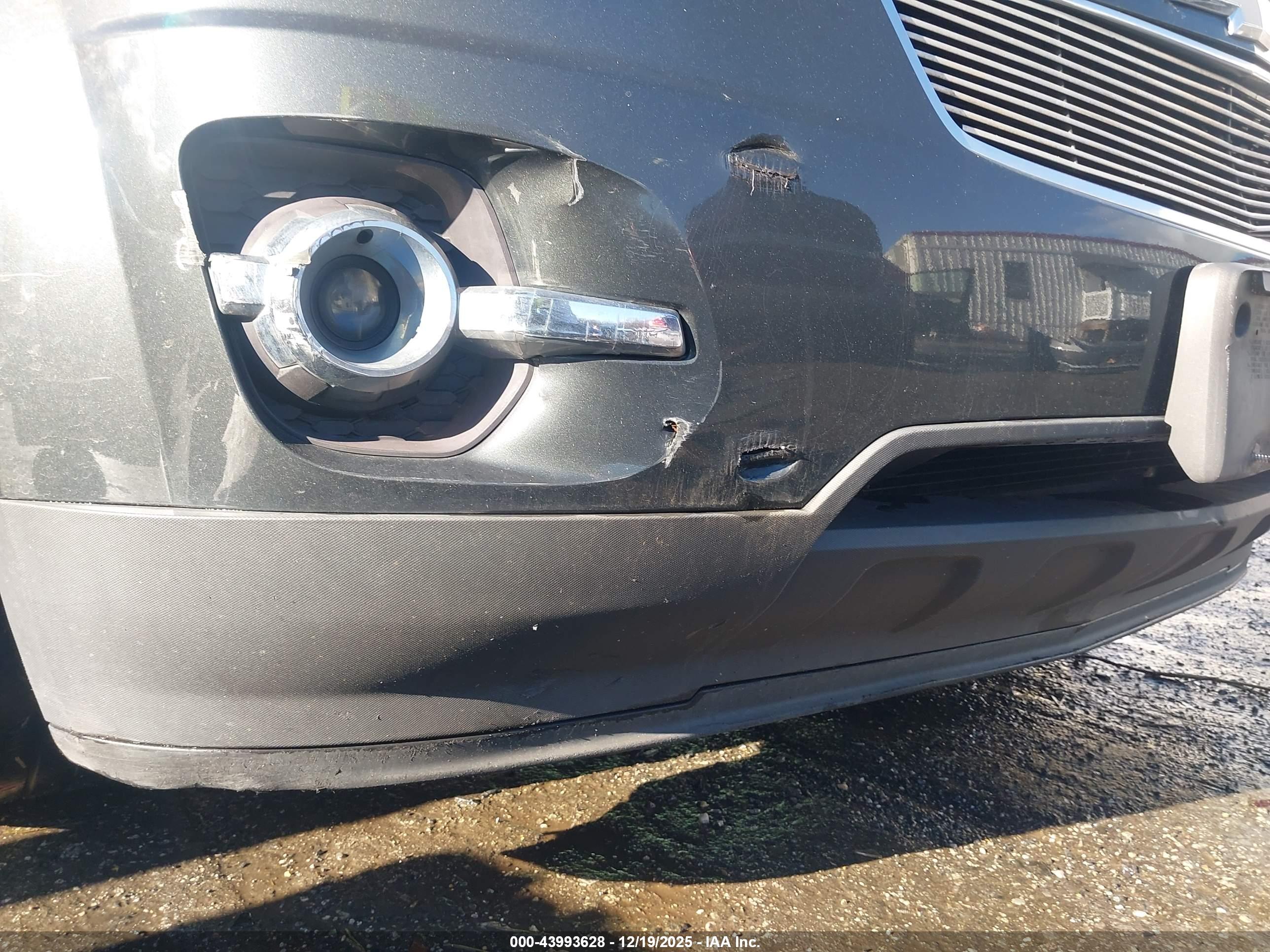CHEVROLET EQUINOX image 6