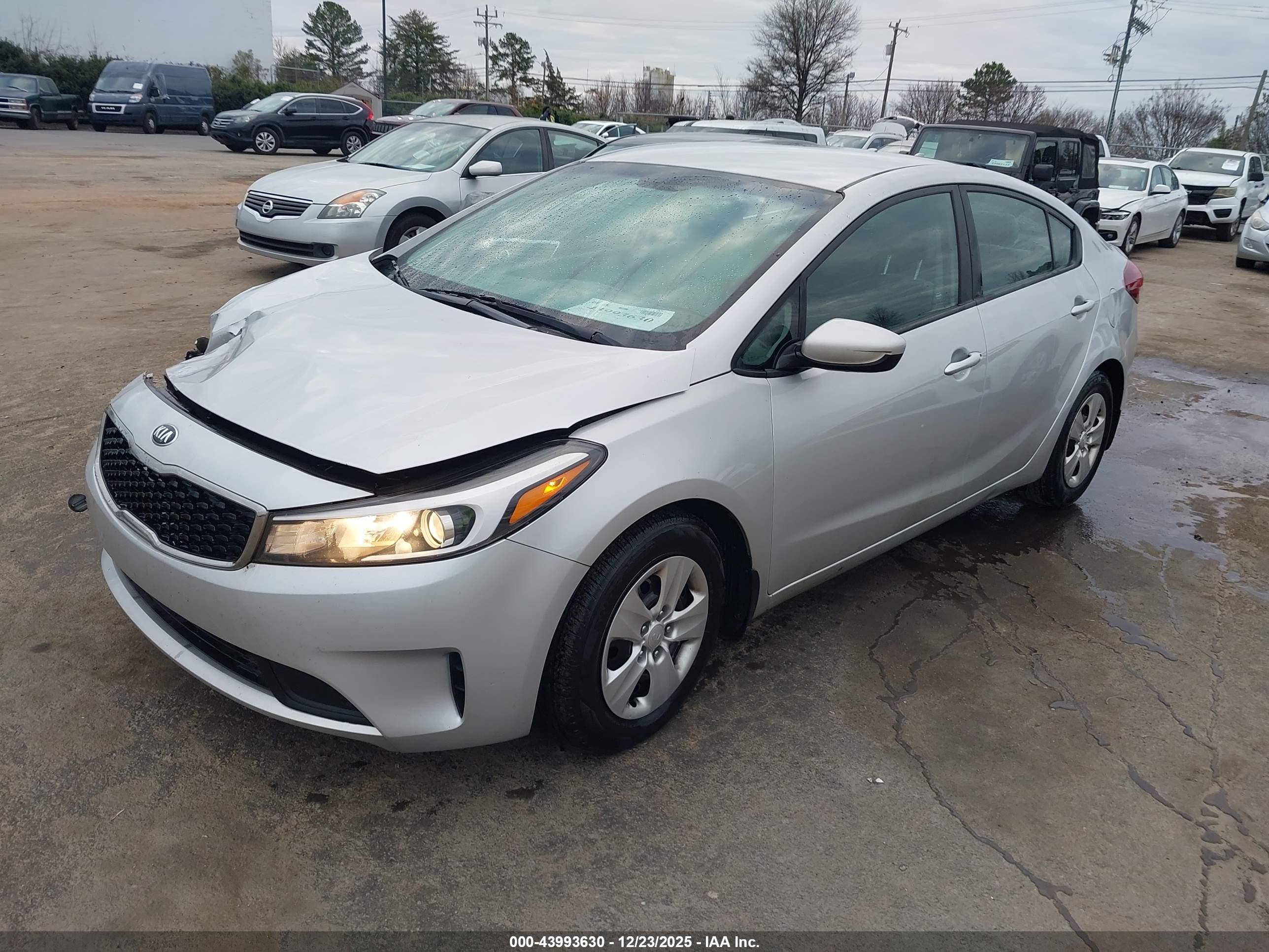 KIA FORTE image 2