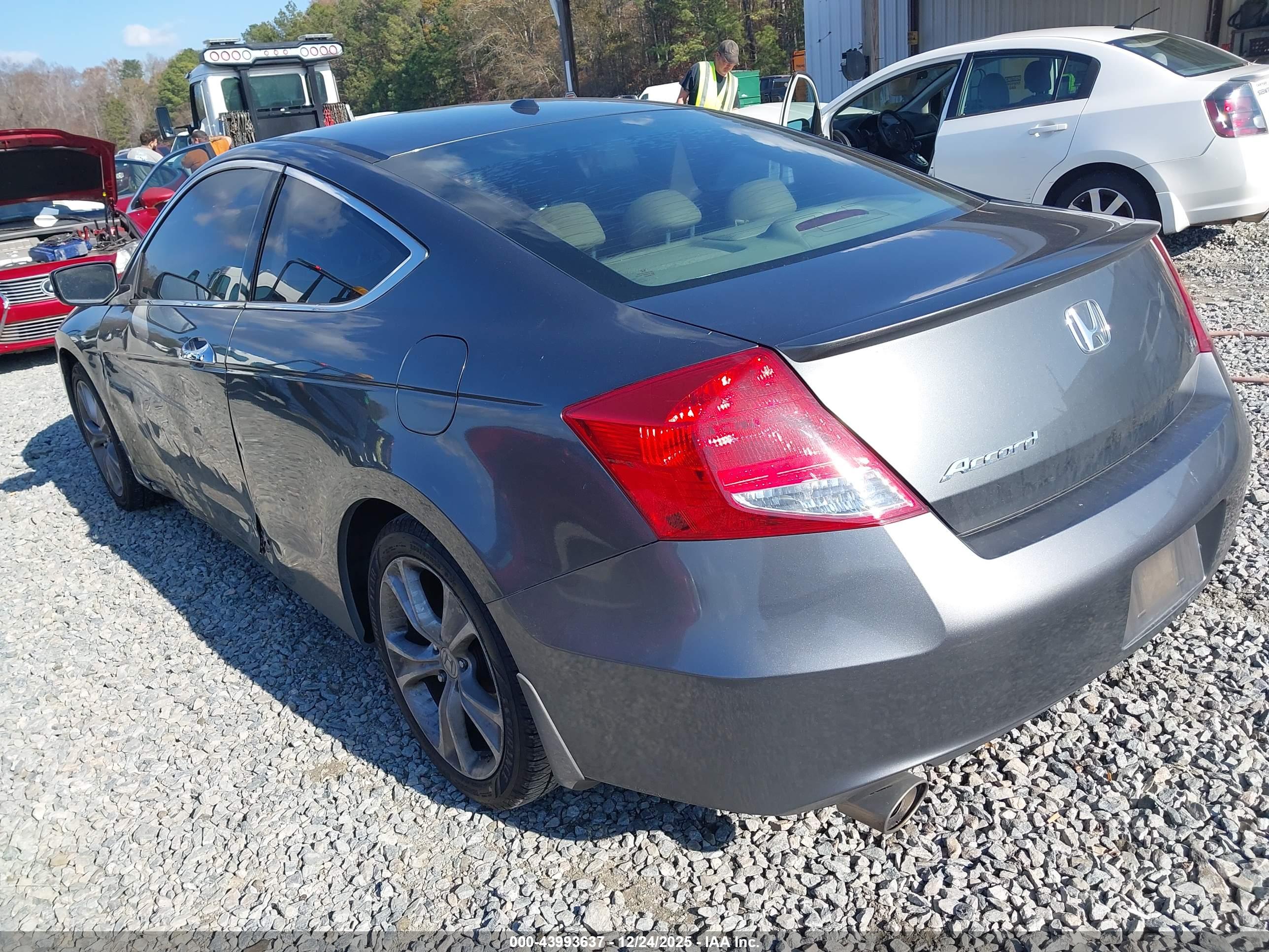 HONDA ACCORD image 3
