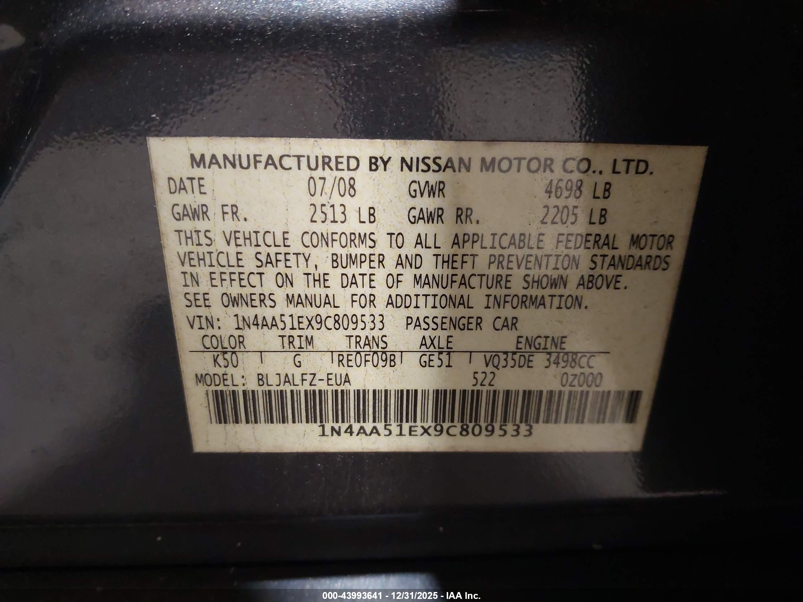 NISSAN MAXIMA image 9