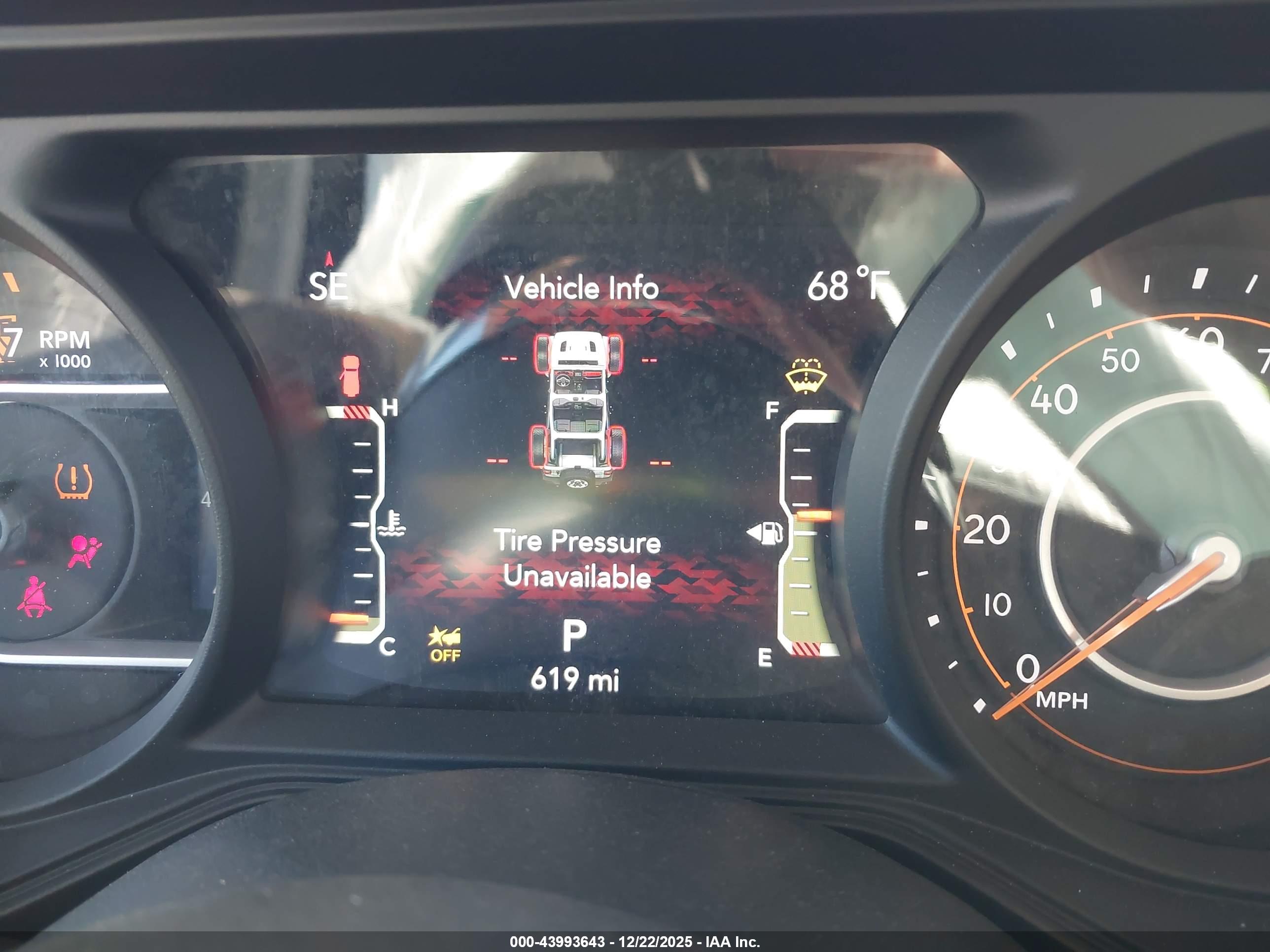 JEEP WRANGLER image 7