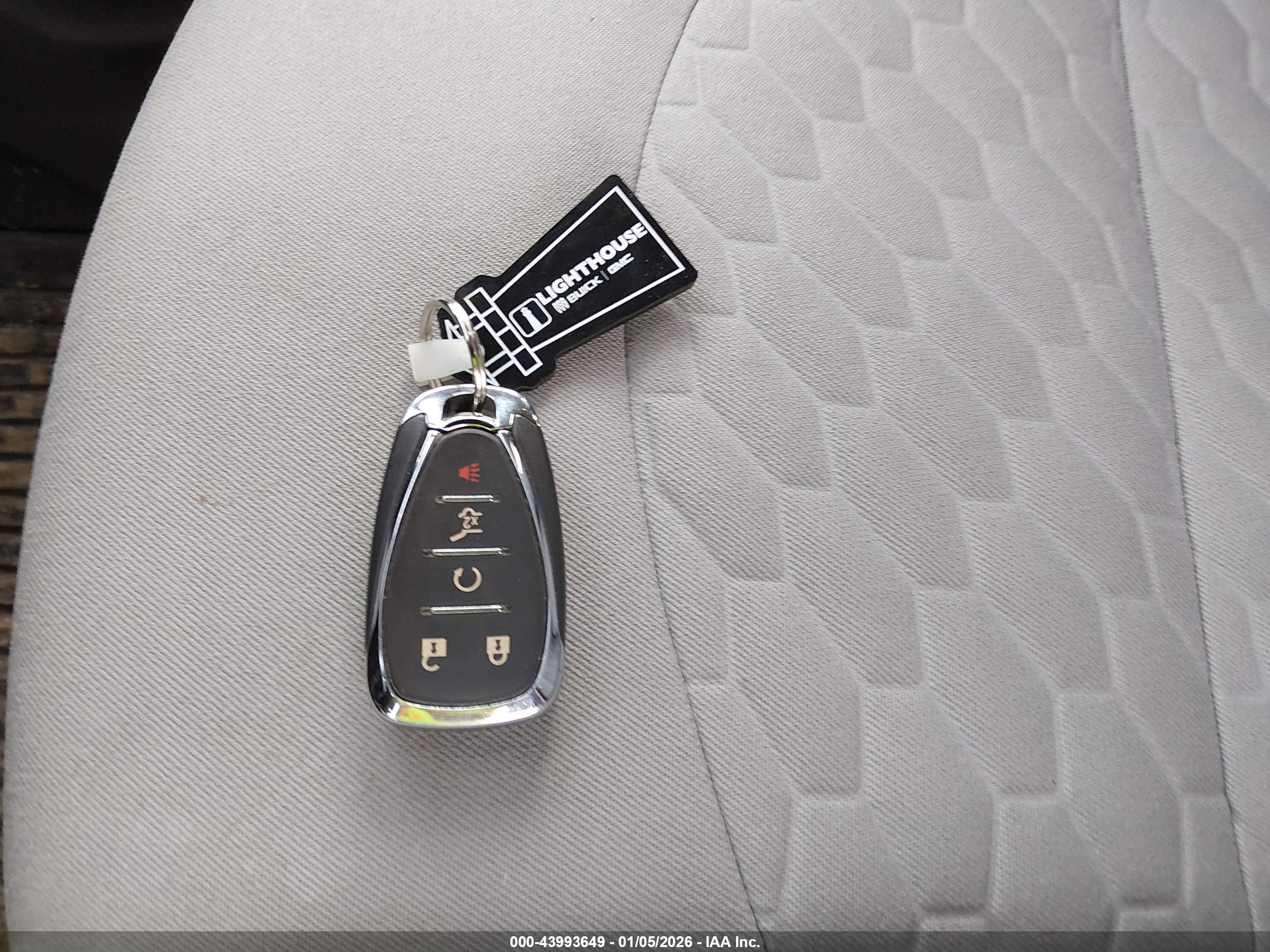 CHEVROLET EQUINOX image 11
