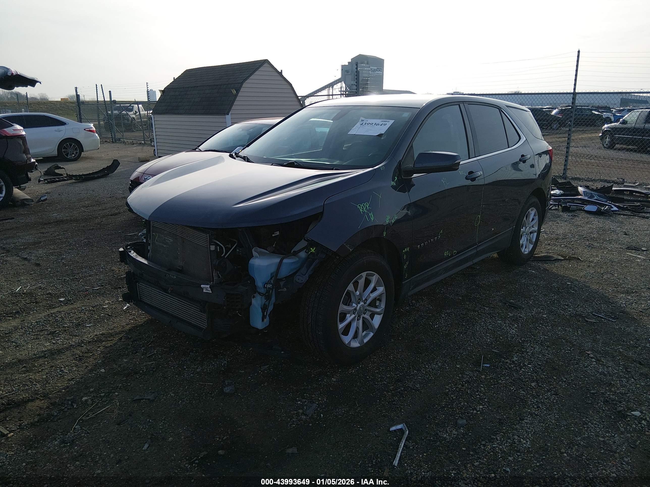 CHEVROLET EQUINOX image 2