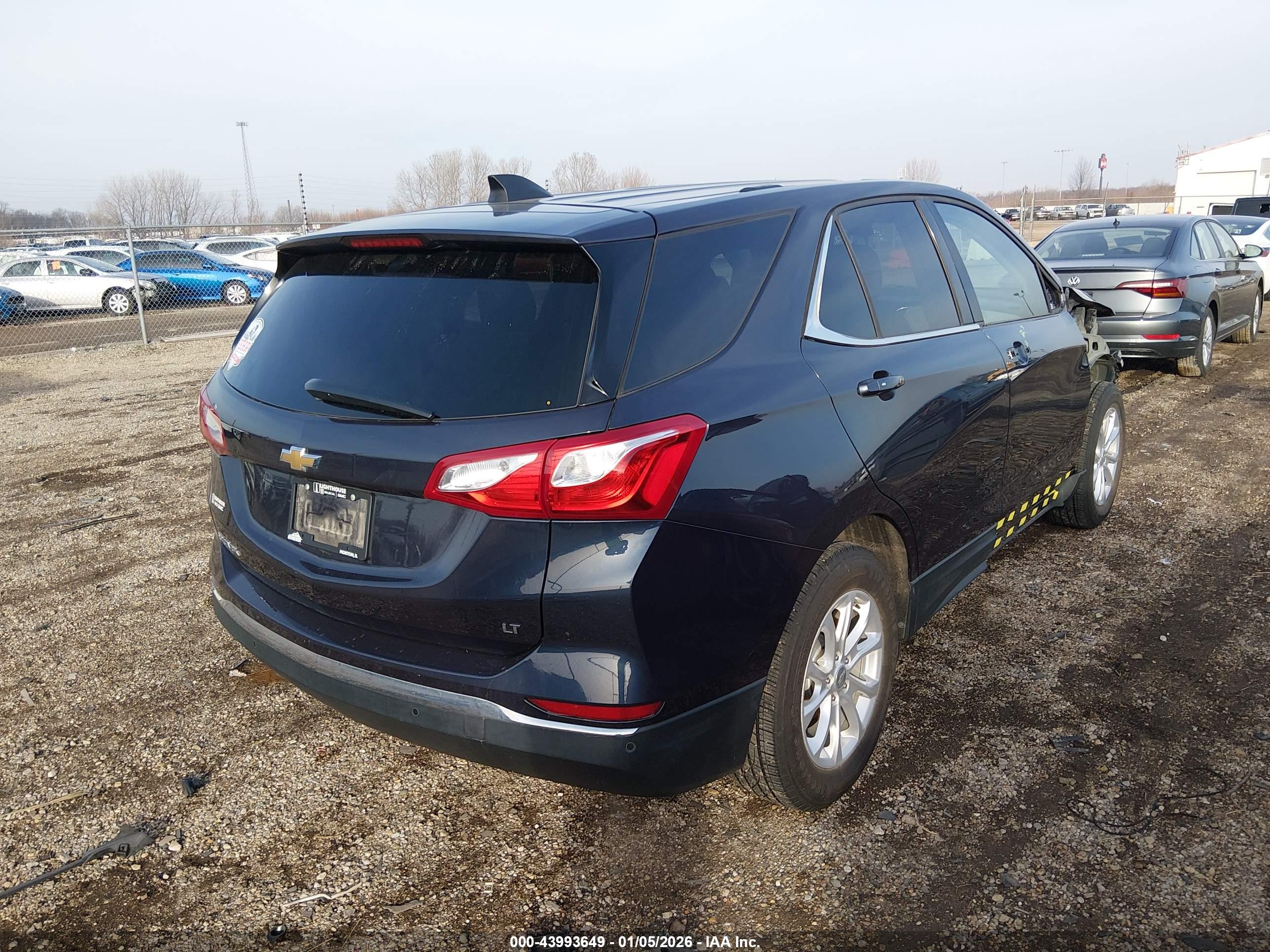 CHEVROLET EQUINOX image 4