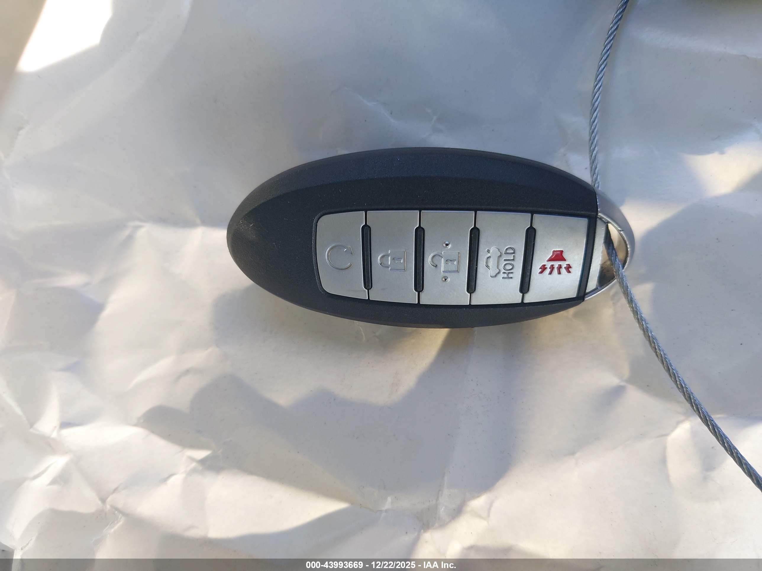 NISSAN ALTIMA image 11