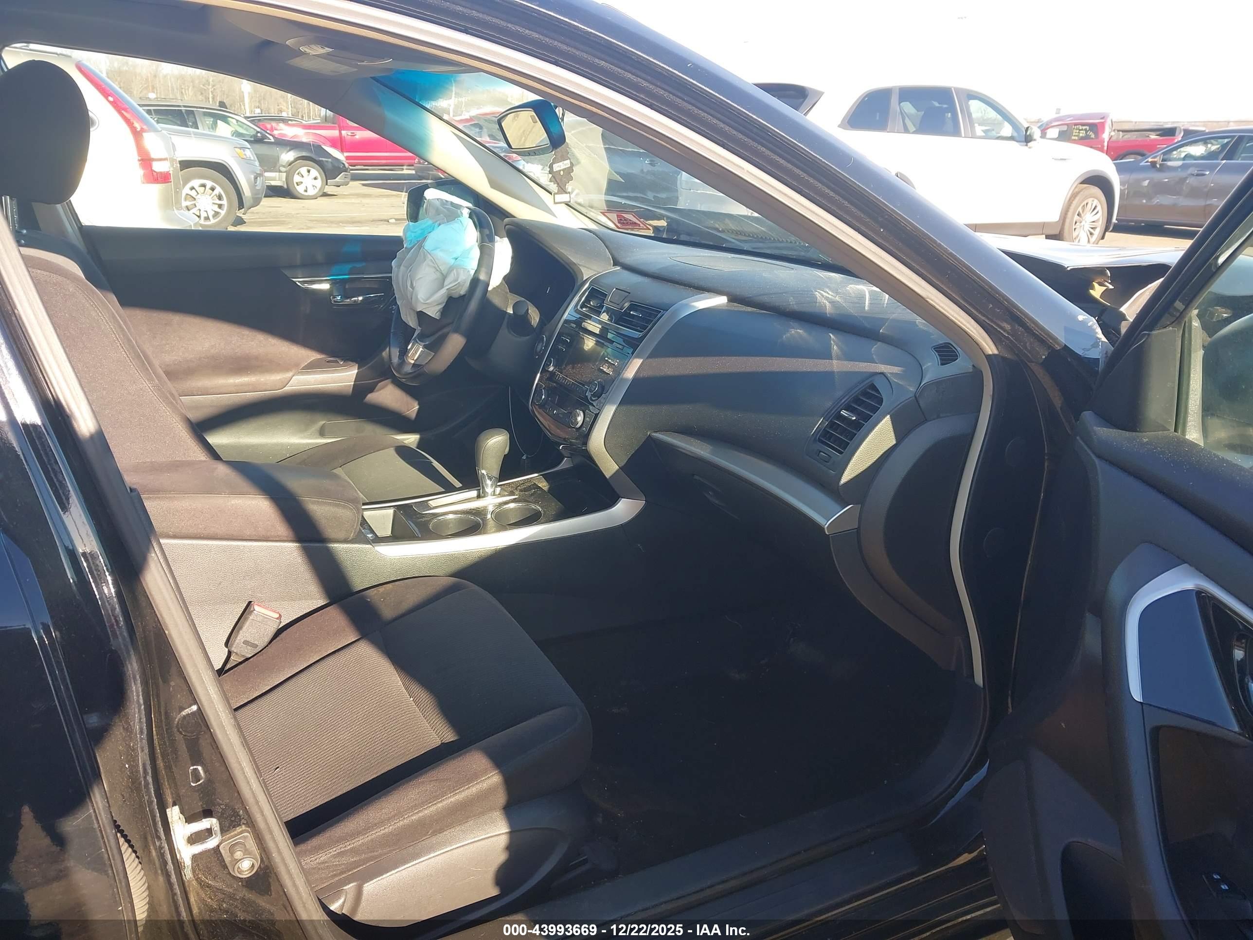 NISSAN ALTIMA image 5