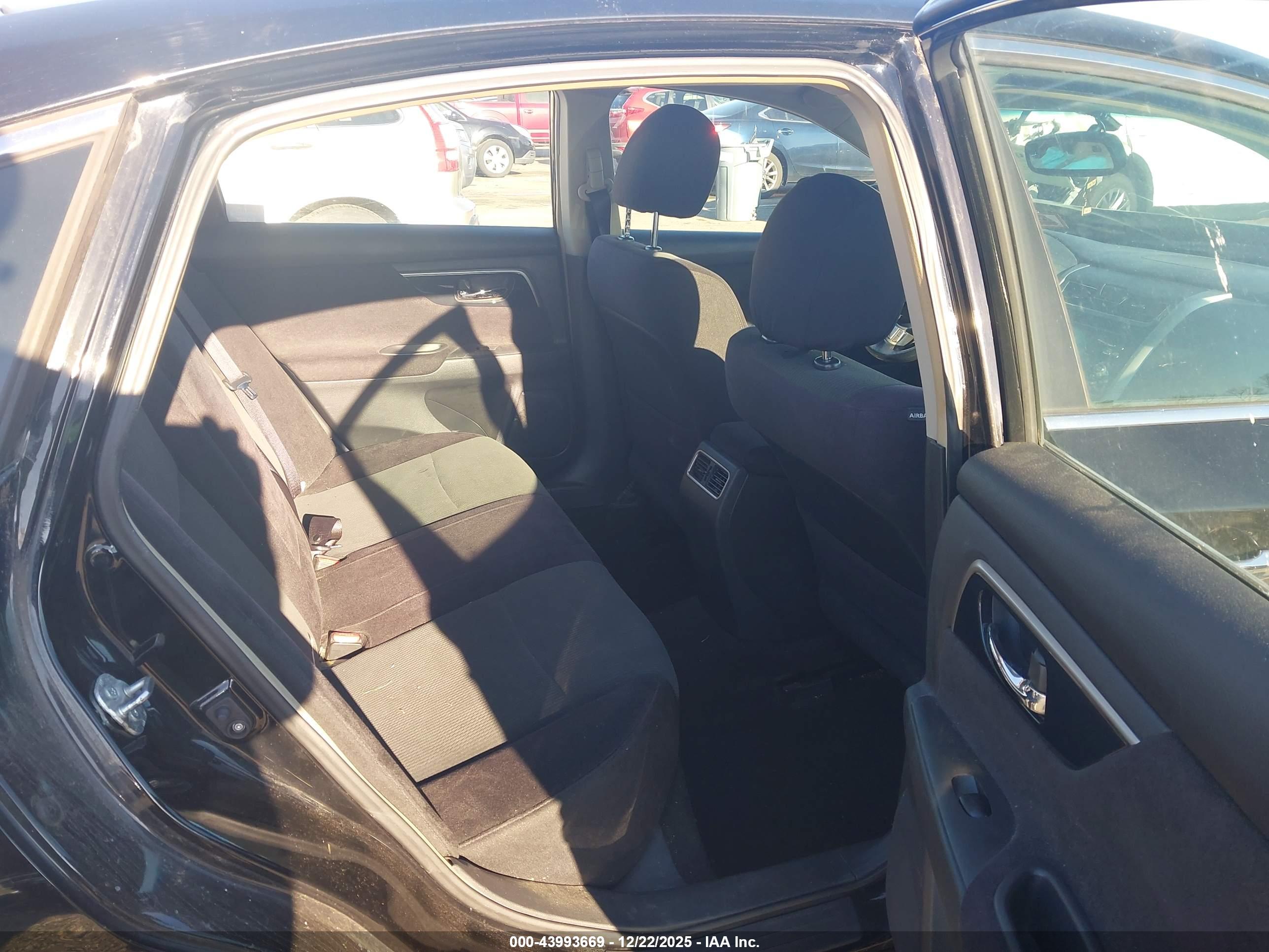 NISSAN ALTIMA image 8