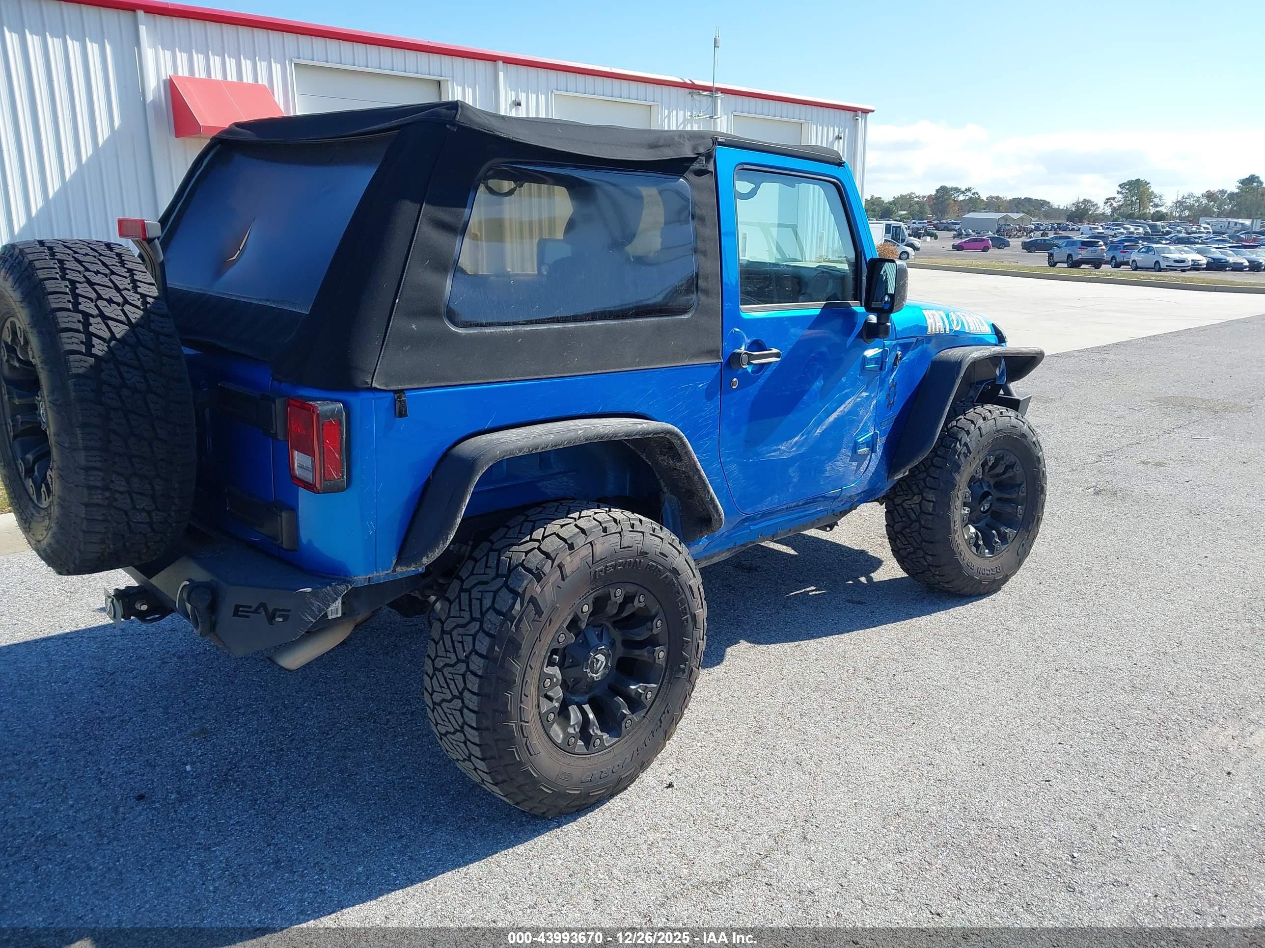 JEEP WRANGLER image 4