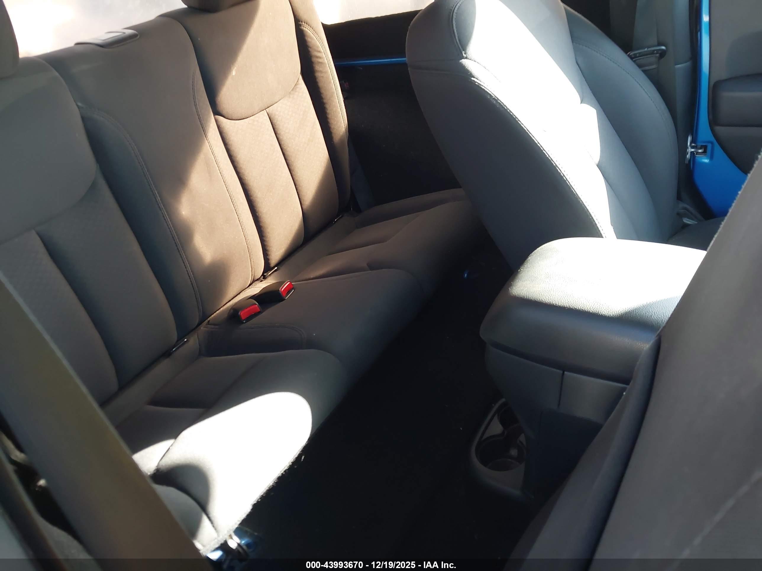 JEEP WRANGLER image 8