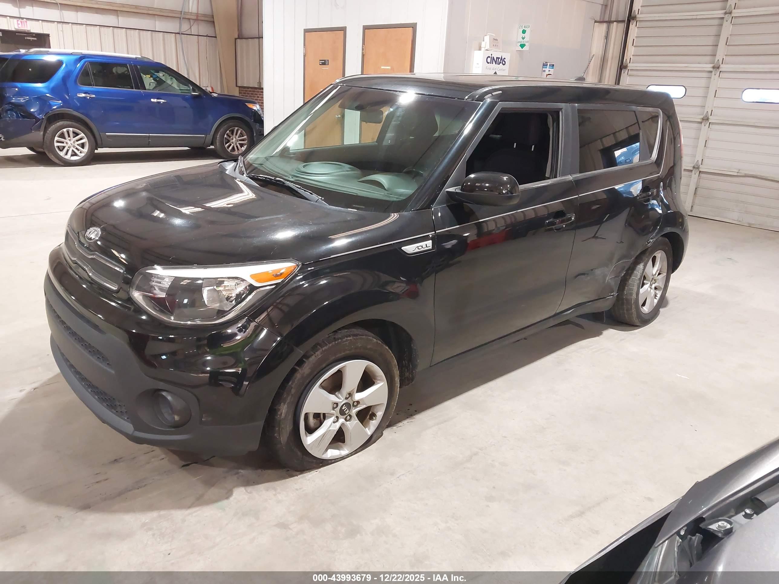 KIA SOUL image 2