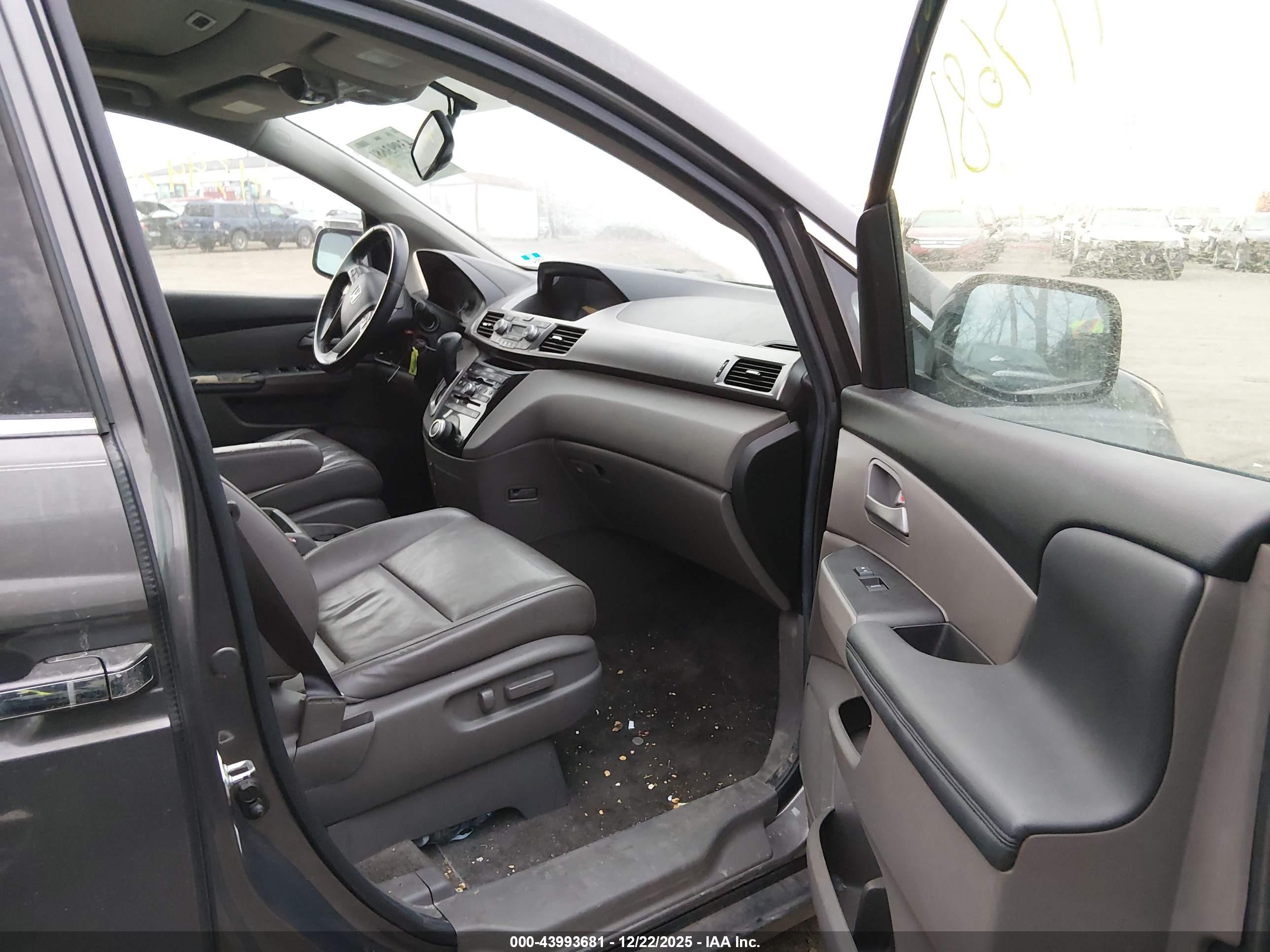 HONDA ODYSSEY image 5