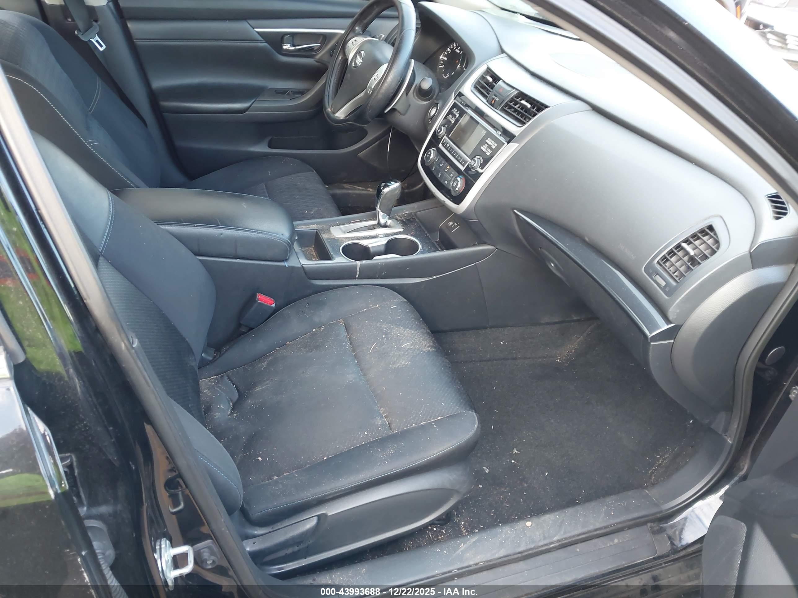 NISSAN ALTIMA image 5