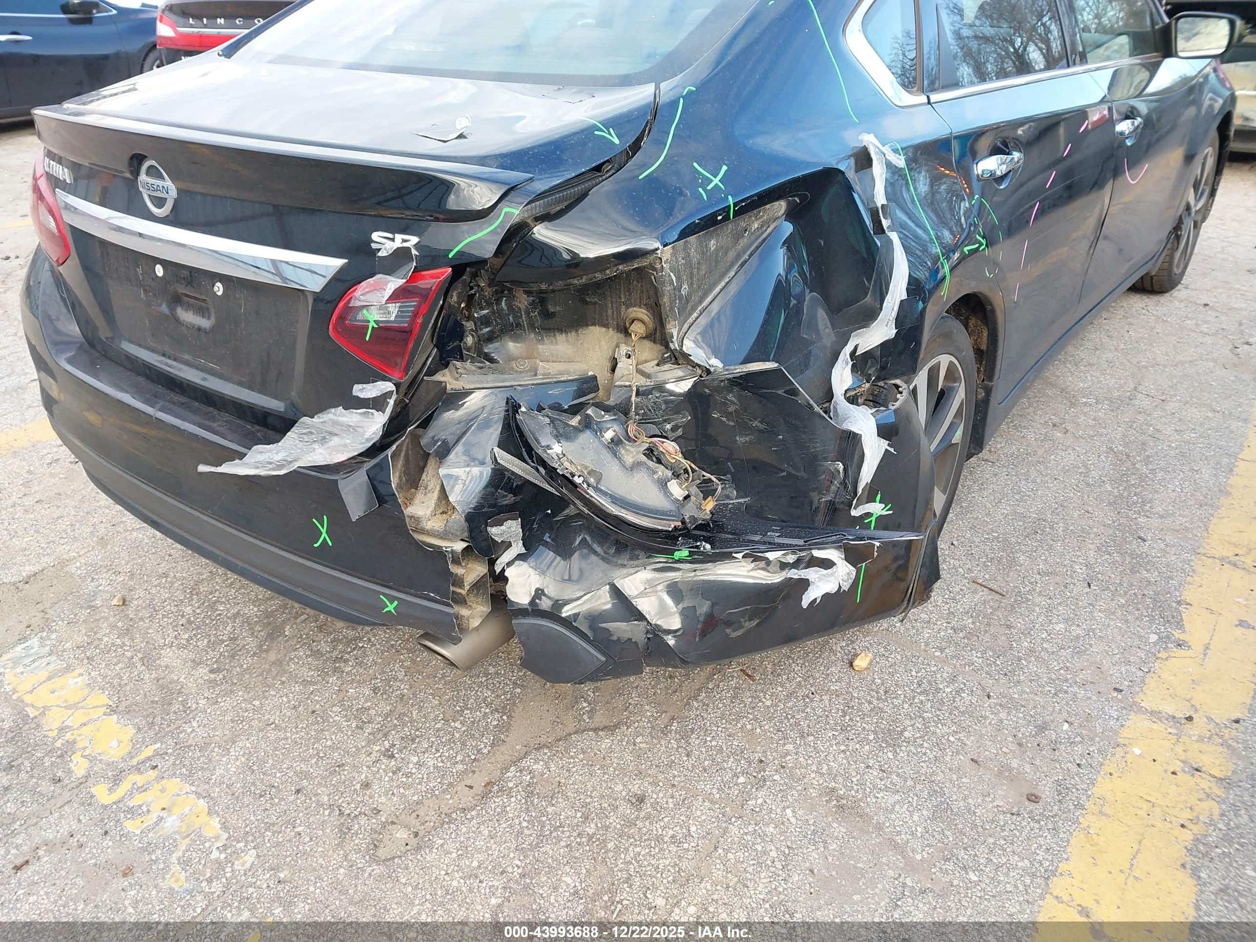 NISSAN ALTIMA image 6