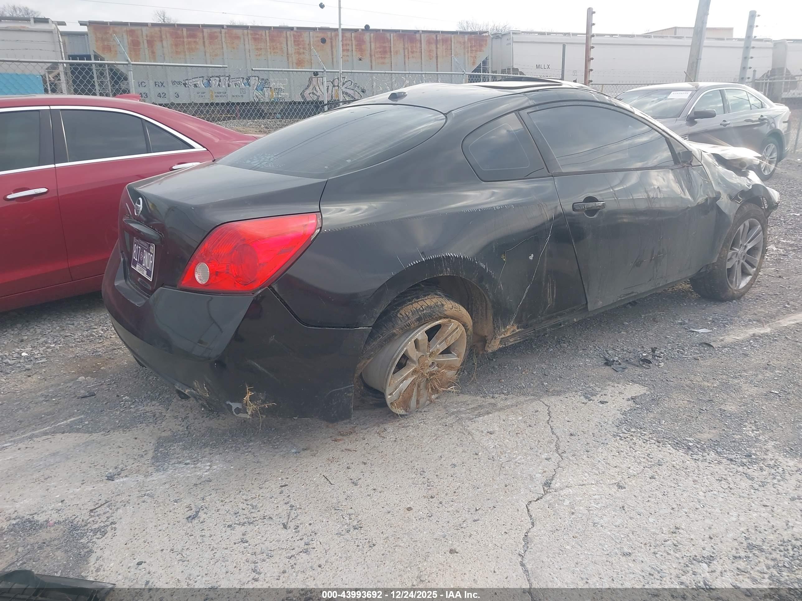 NISSAN ALTIMA image 4