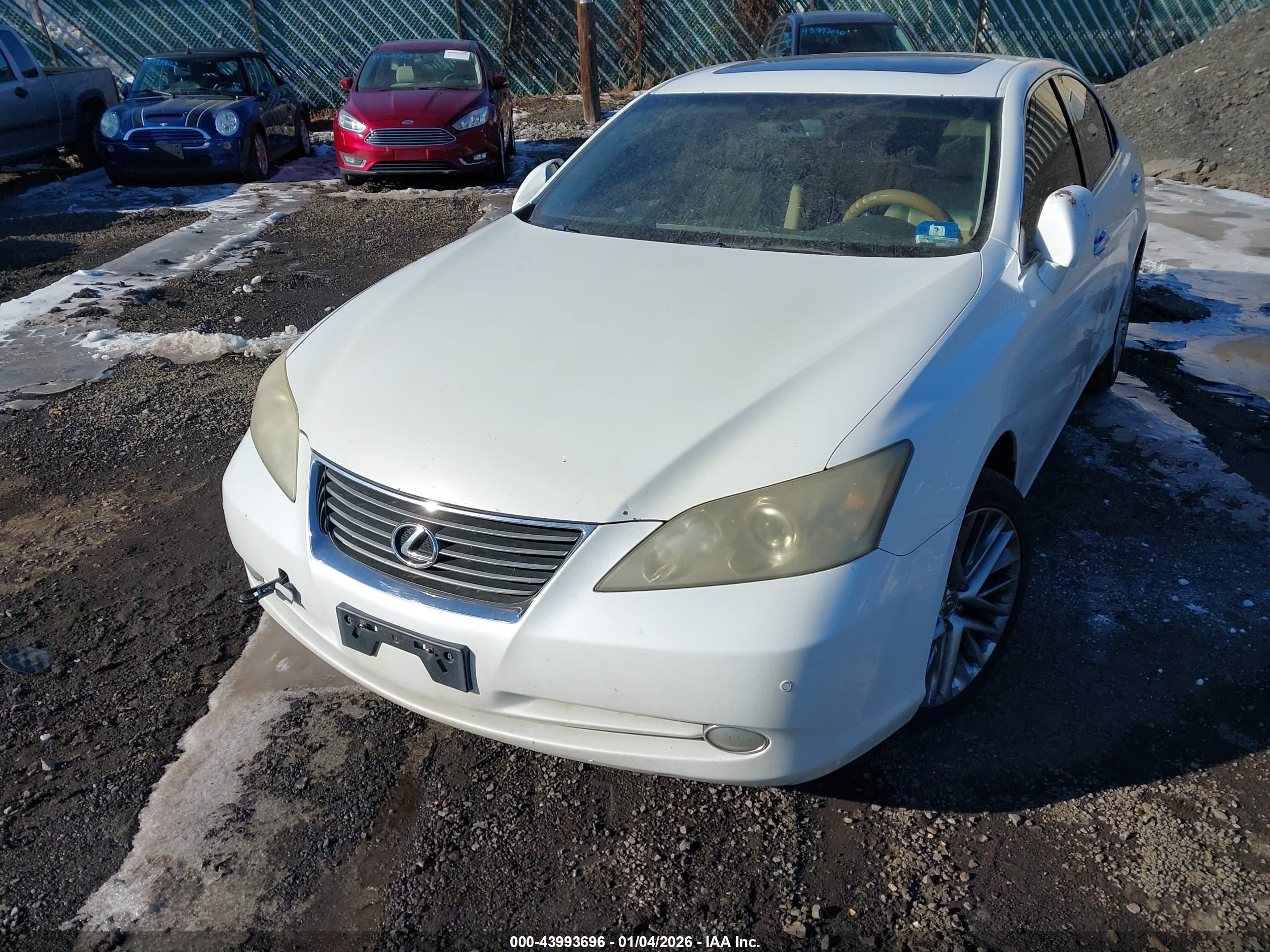 LEXUS ES image 6