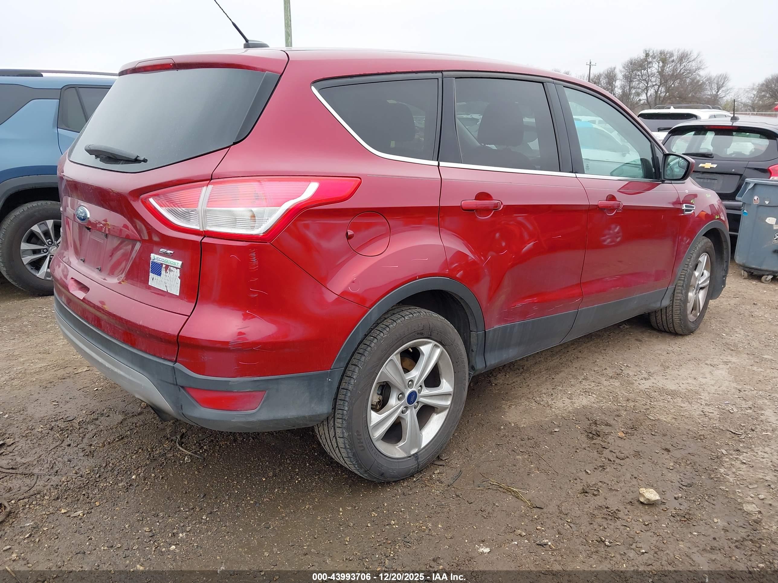 FORD ESCAPE image 4