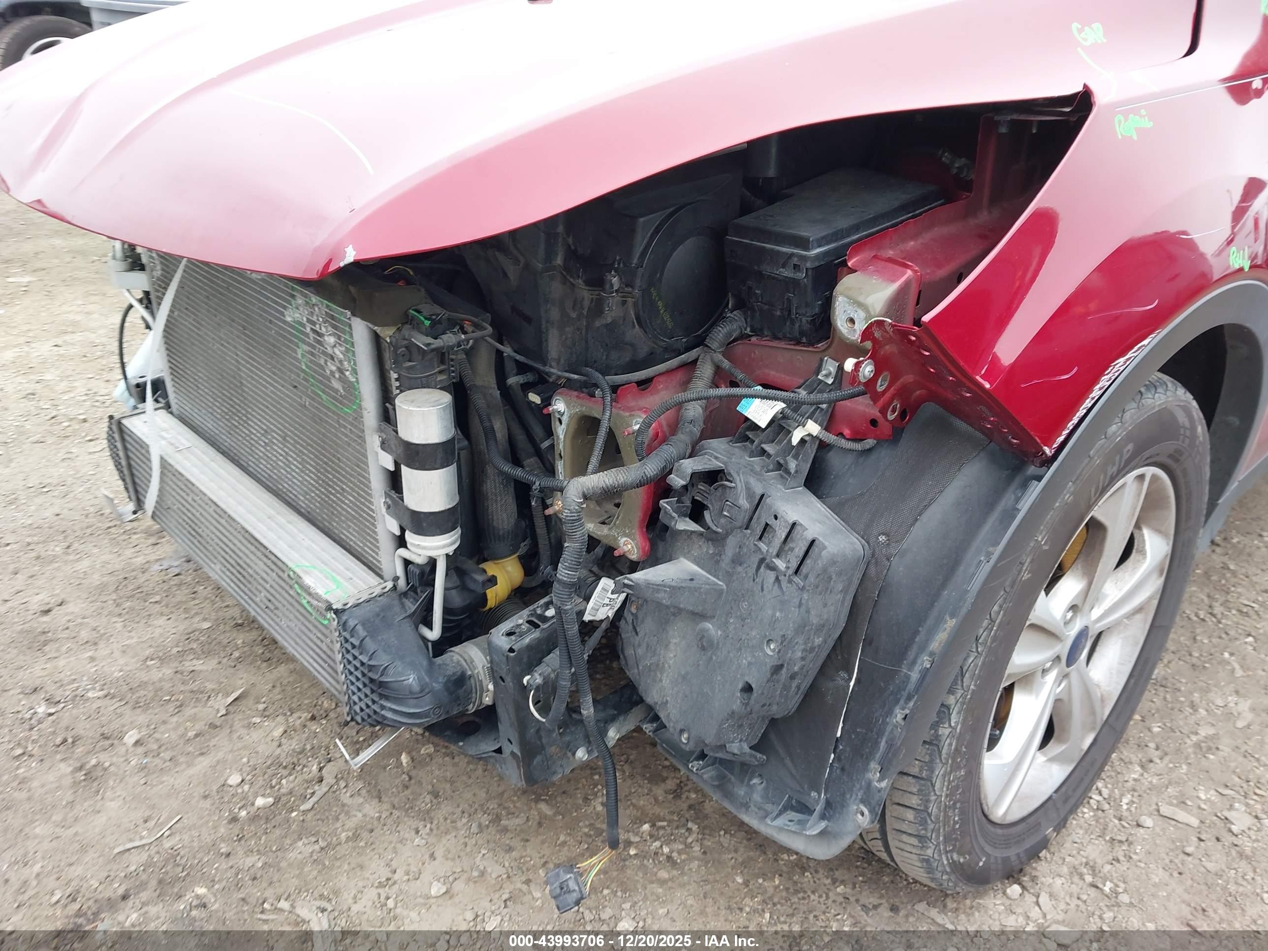 FORD ESCAPE image 6