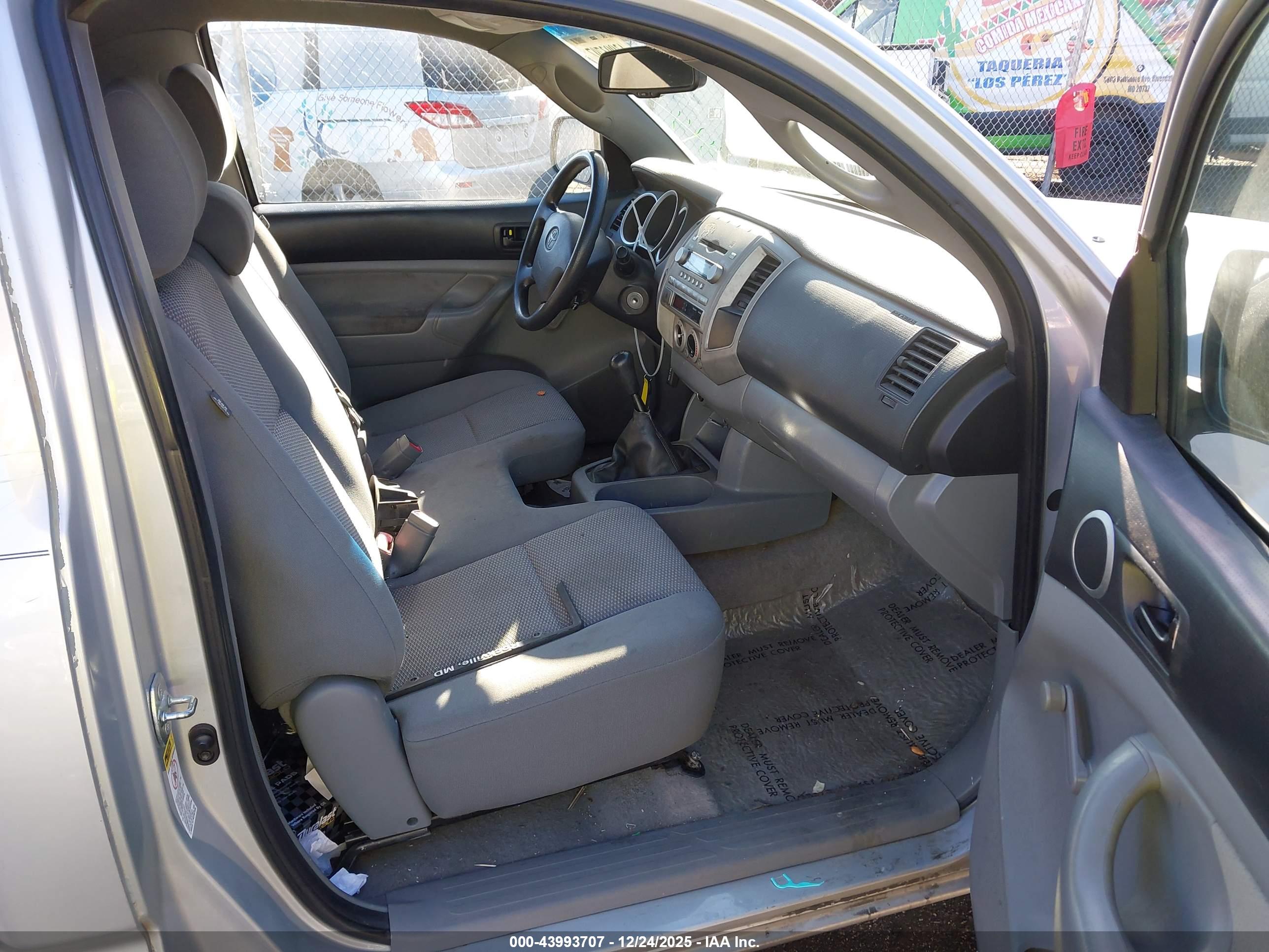 TOYOTA TACOMA image 5