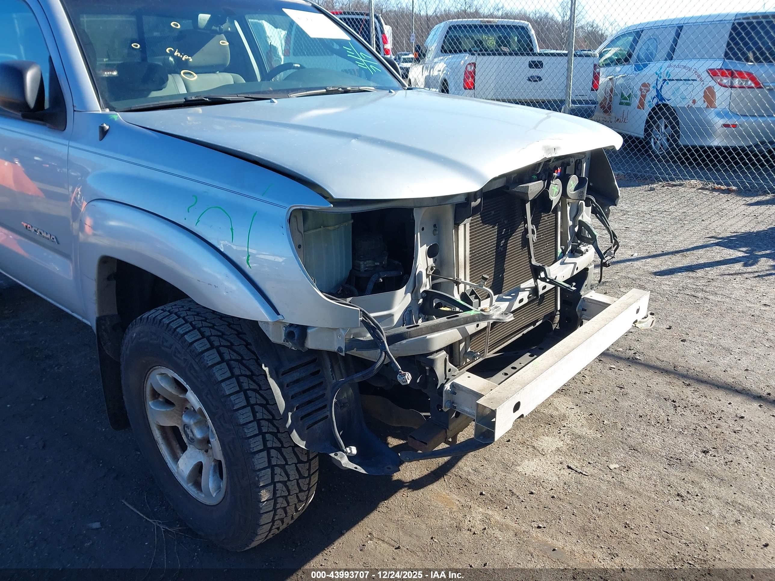 TOYOTA TACOMA image 6