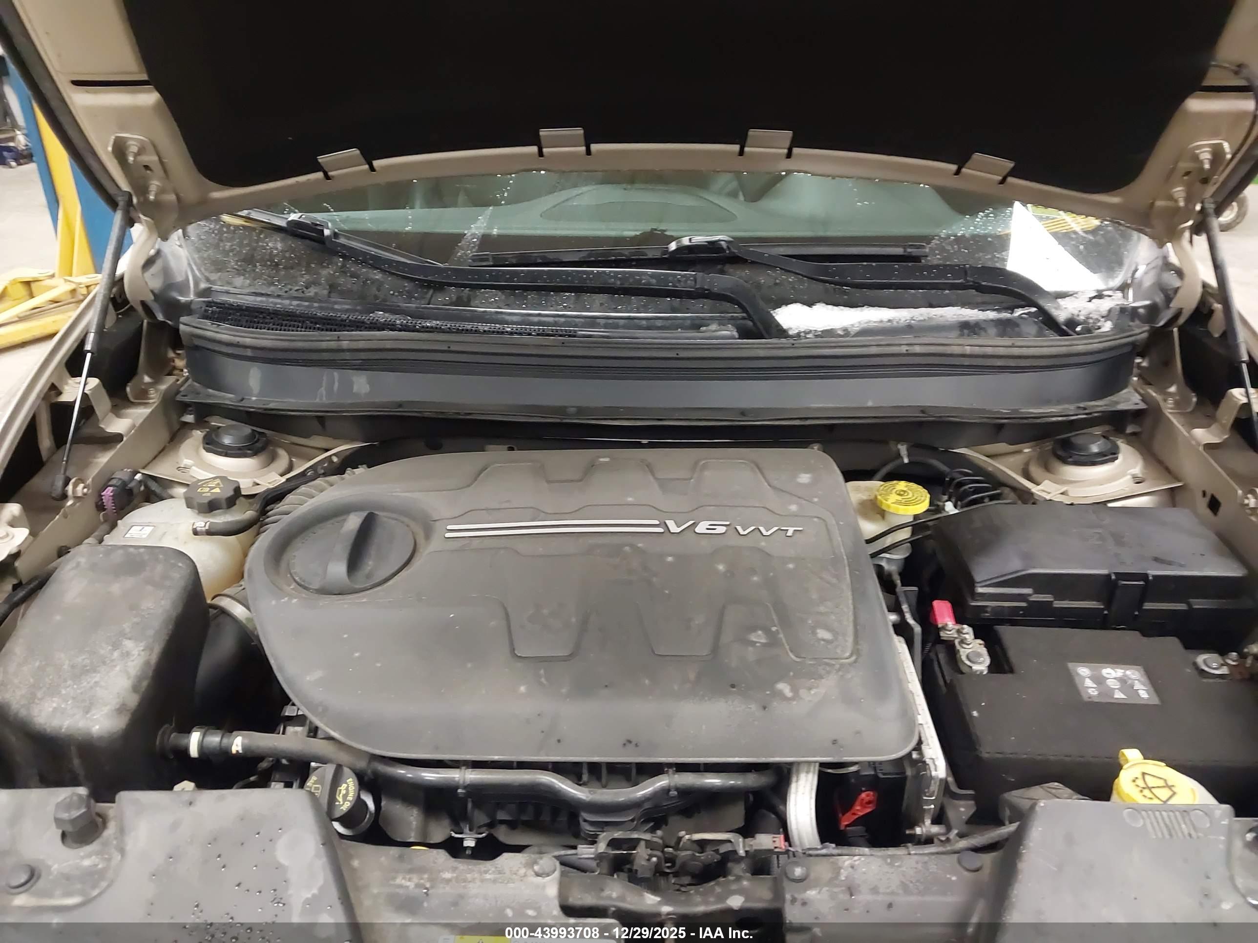 JEEP CHEROKEE image 10