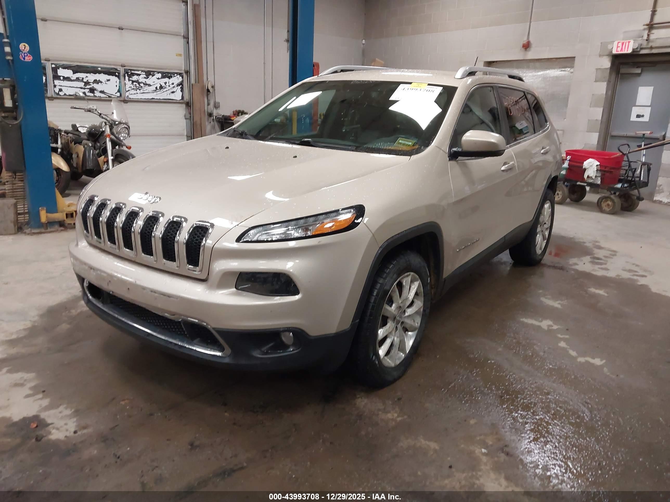 JEEP CHEROKEE image 2