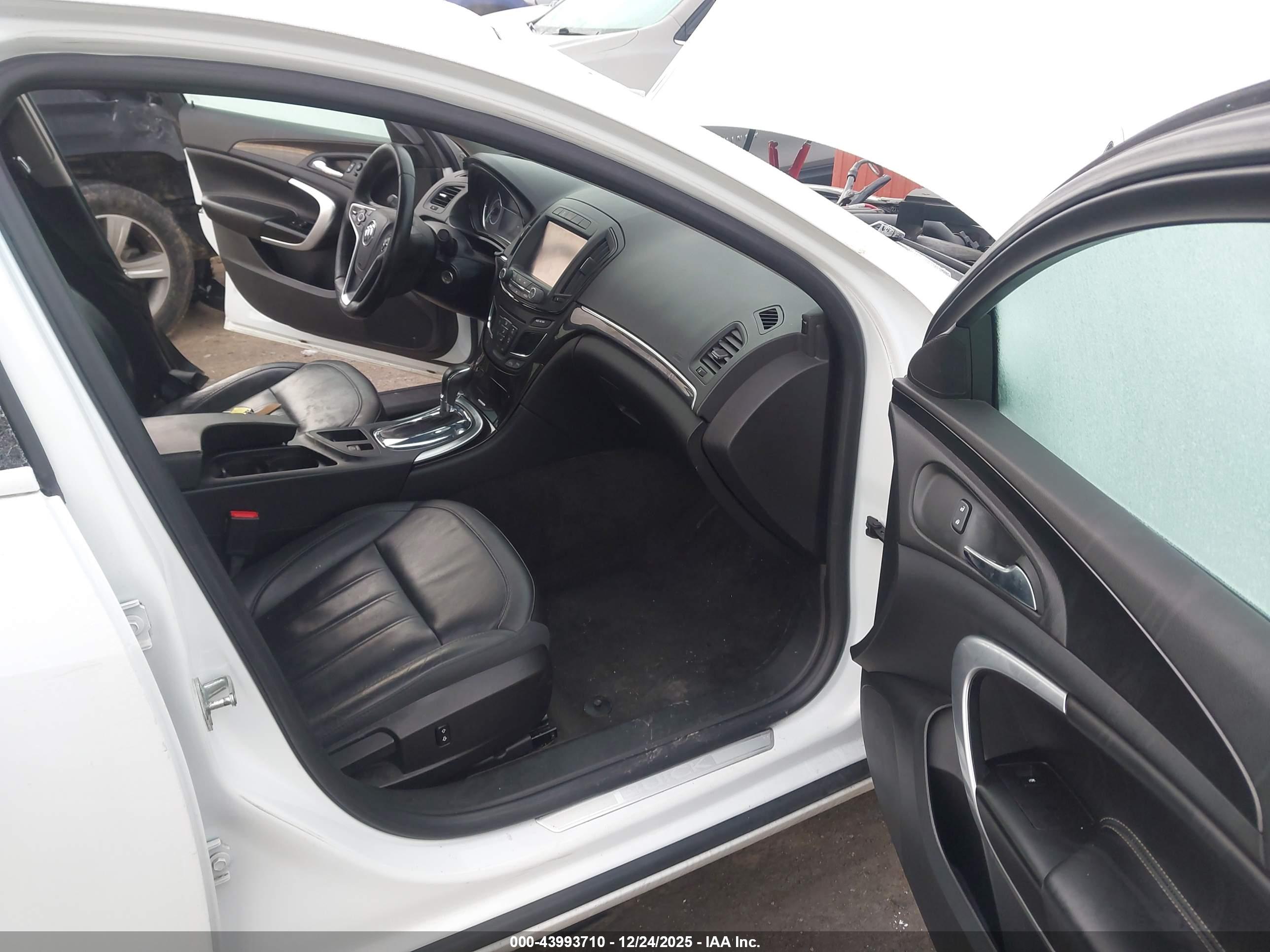BUICK REGAL image 5