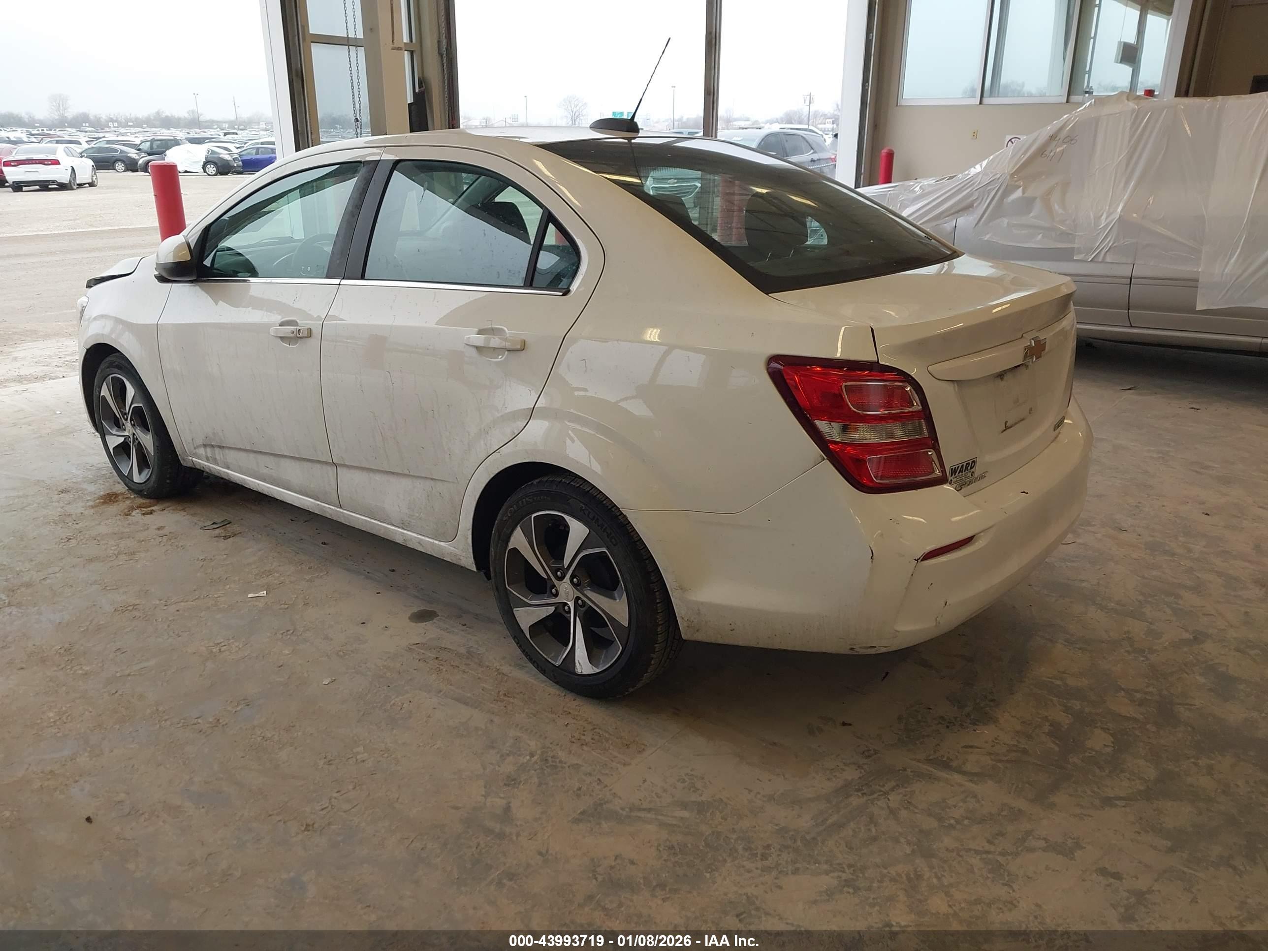 CHEVROLET SONIC image 3